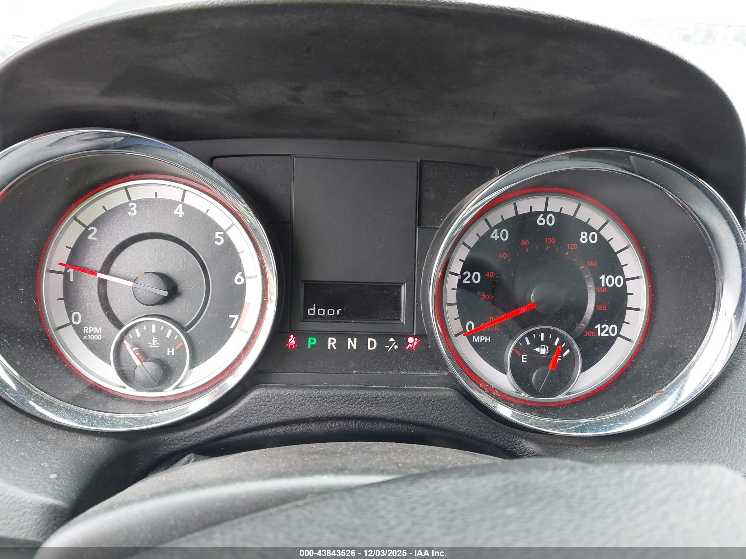 DODGE GRAND image 7