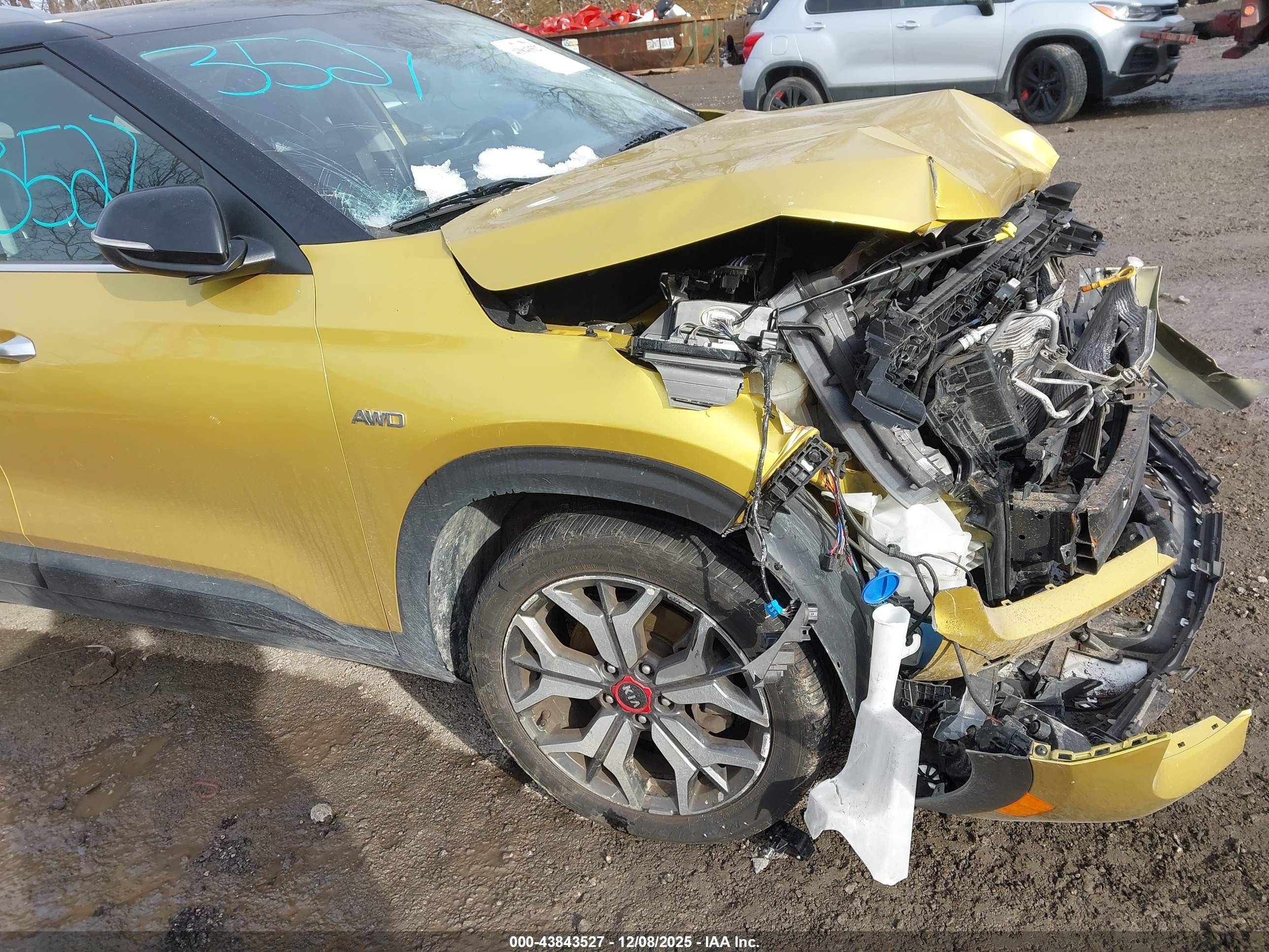 KIA SELTOS image 6