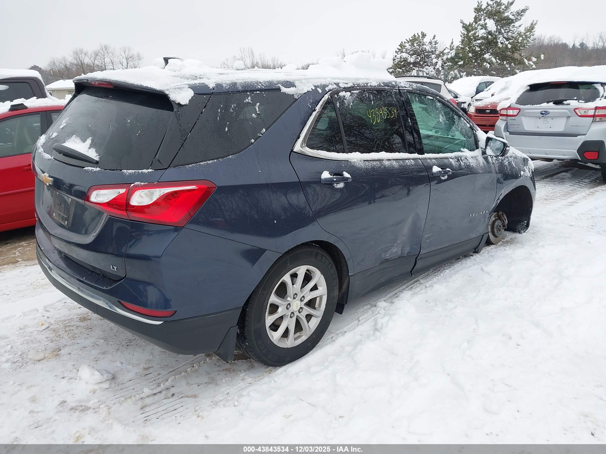 CHEVROLET EQUINOX image 4
