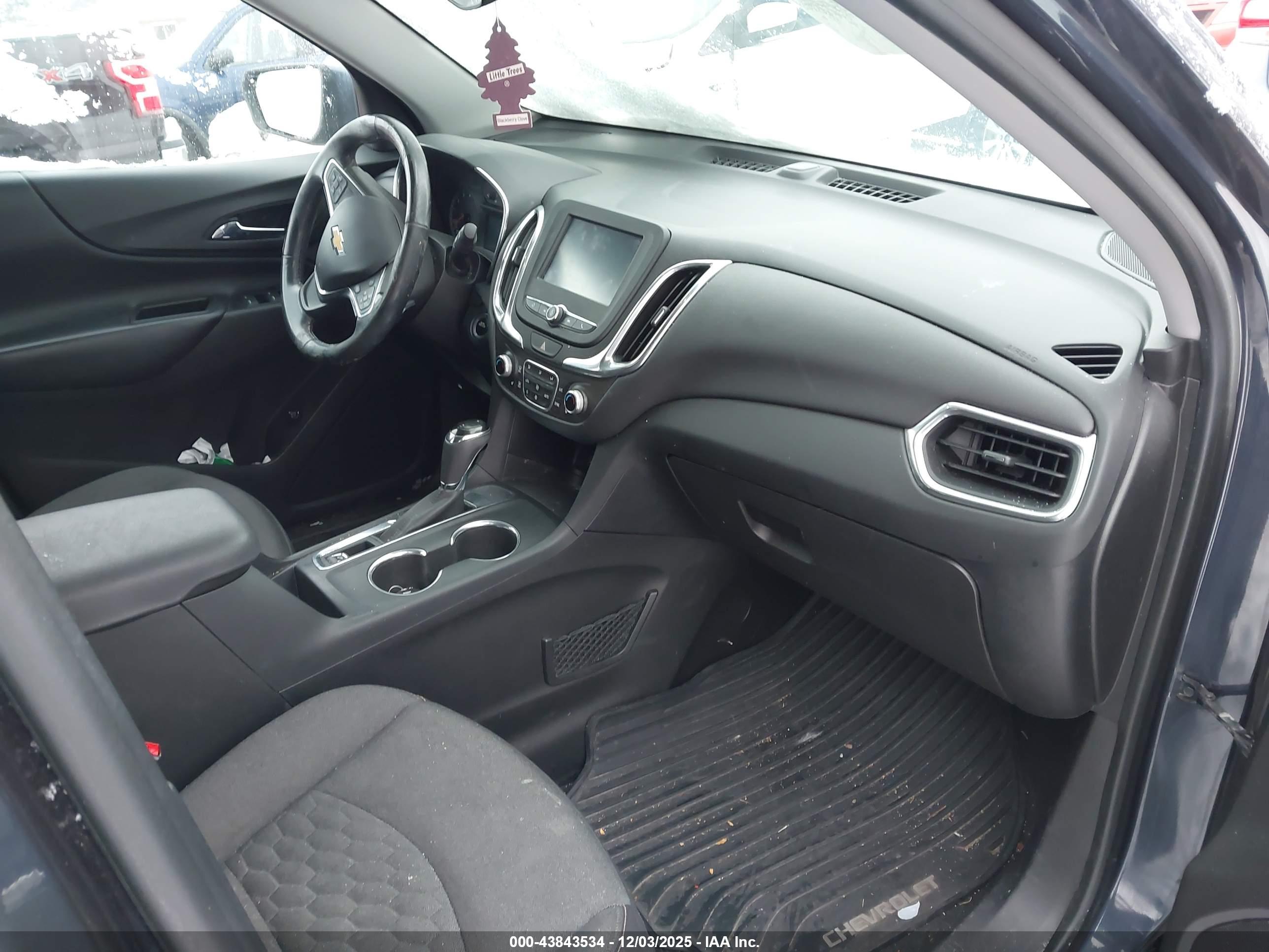 CHEVROLET EQUINOX image 5