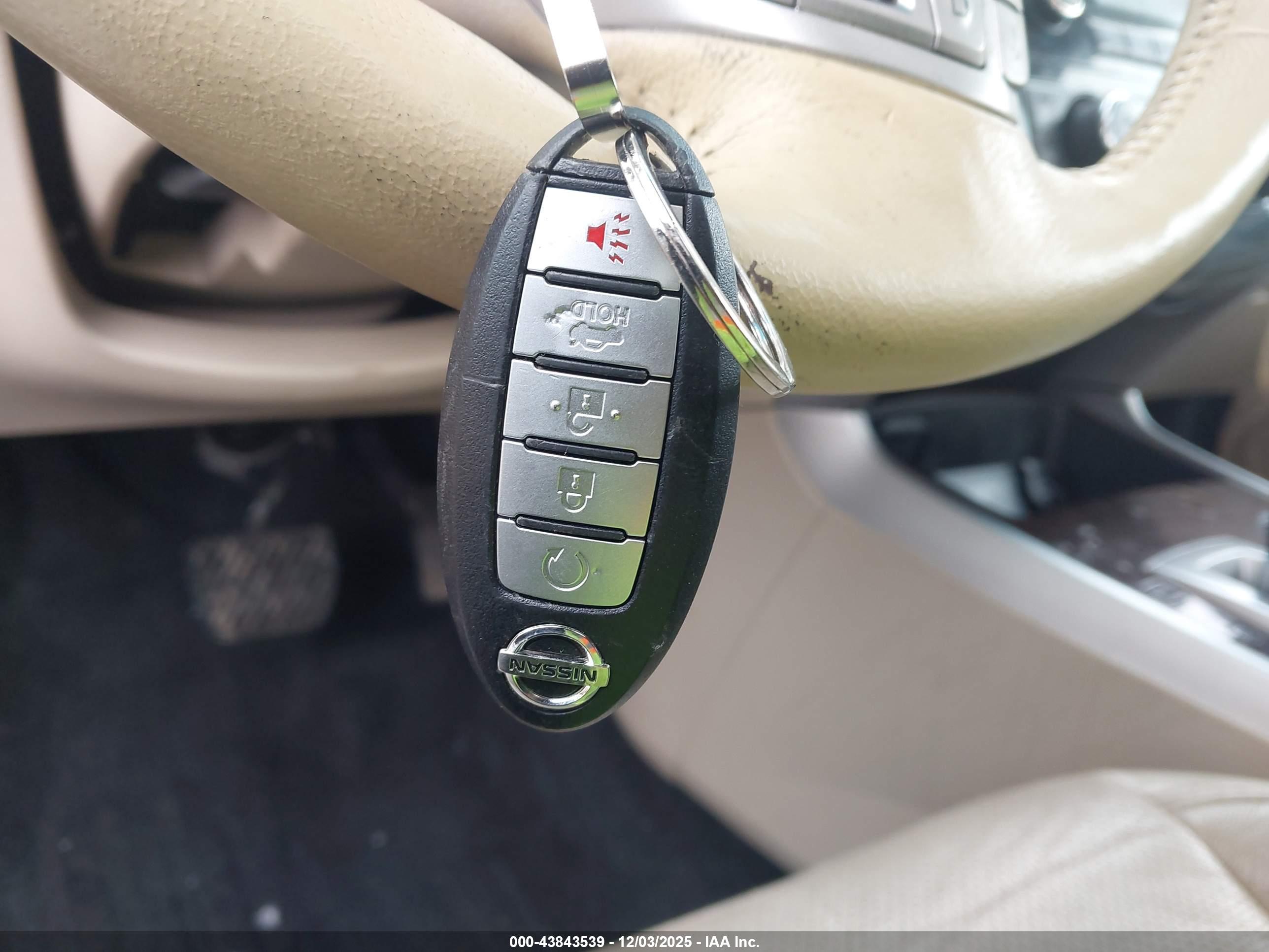 NISSAN ALTIMA image 11