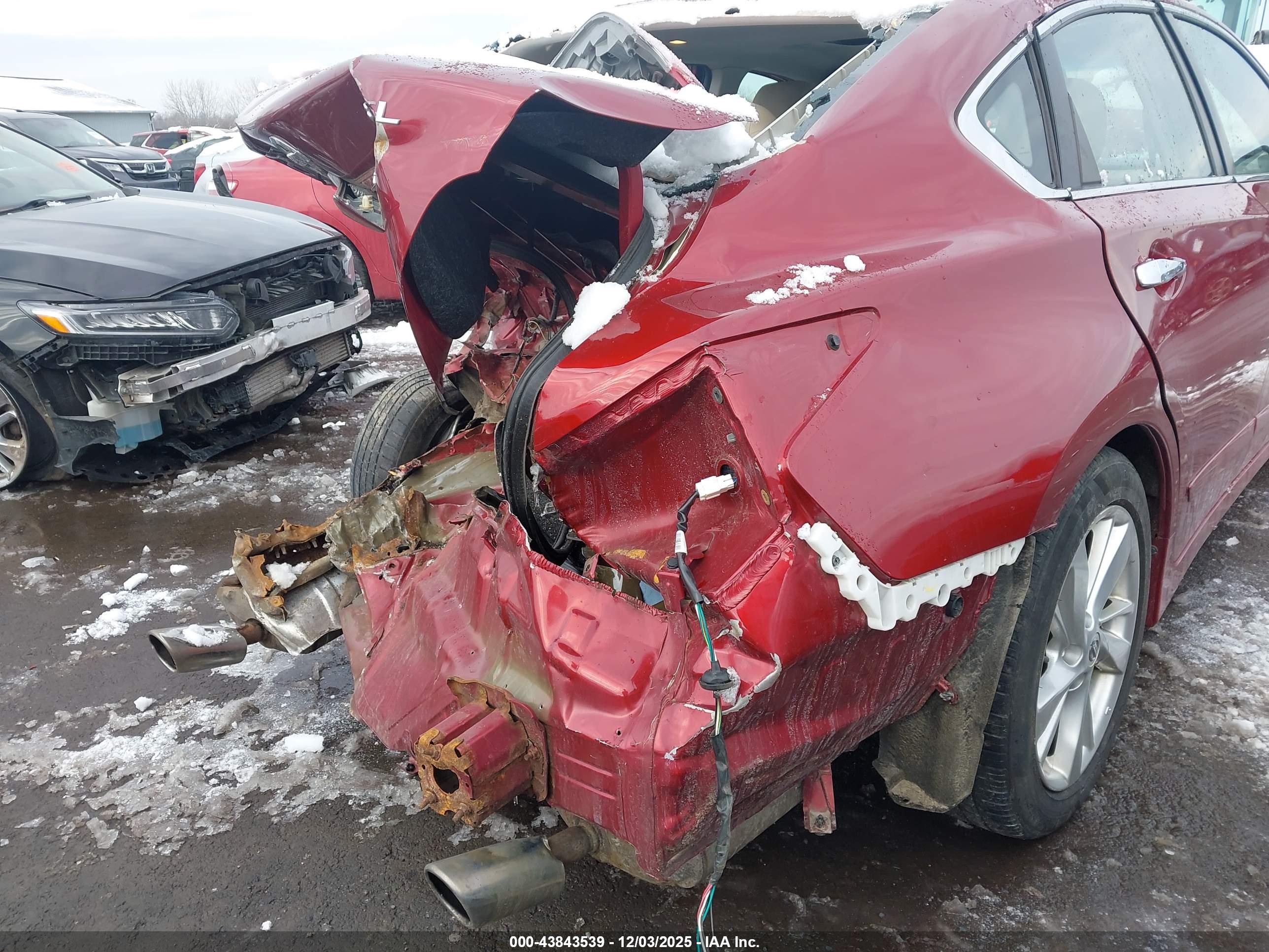 NISSAN ALTIMA image 6