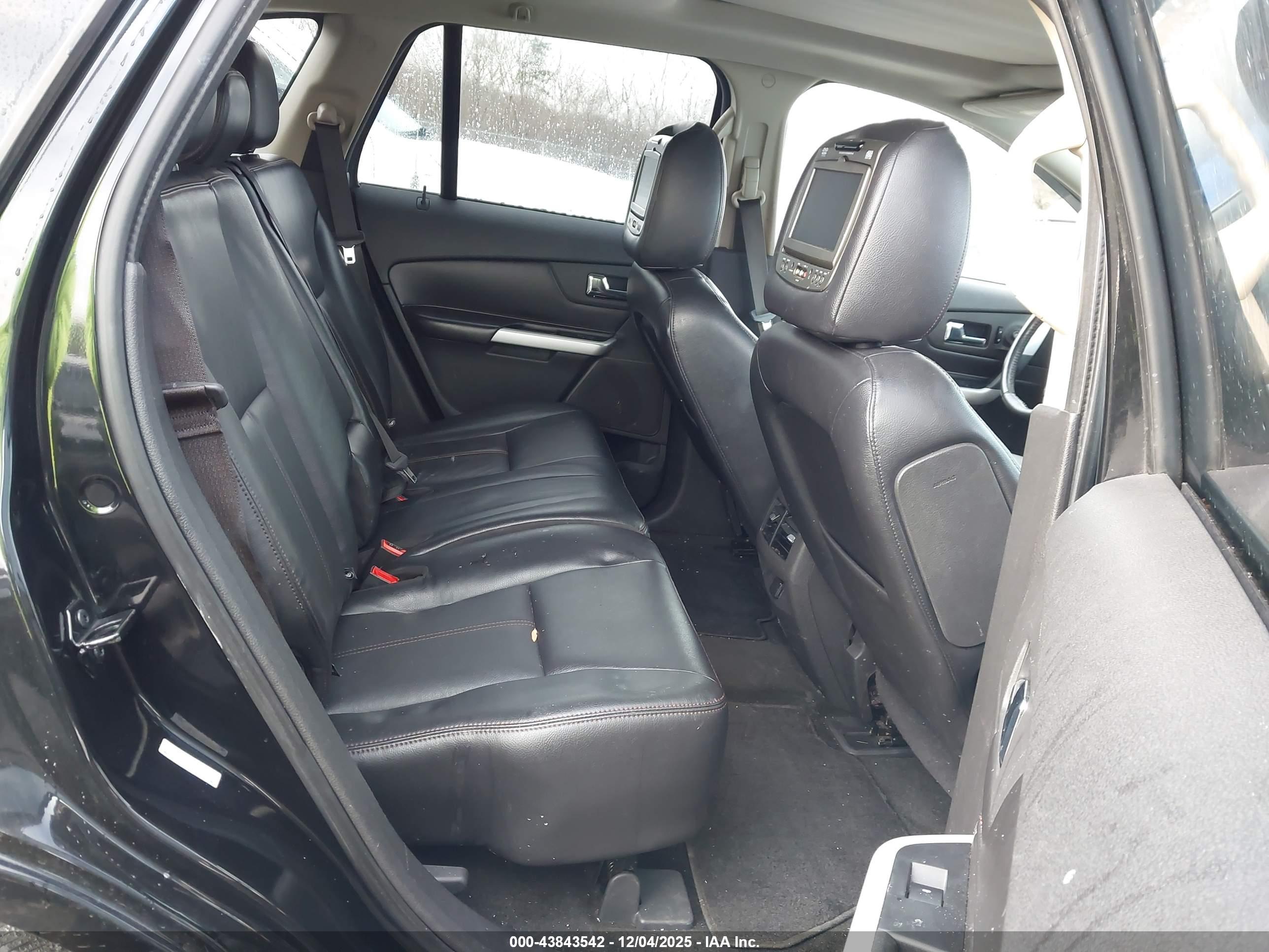 FORD EDGE image 8