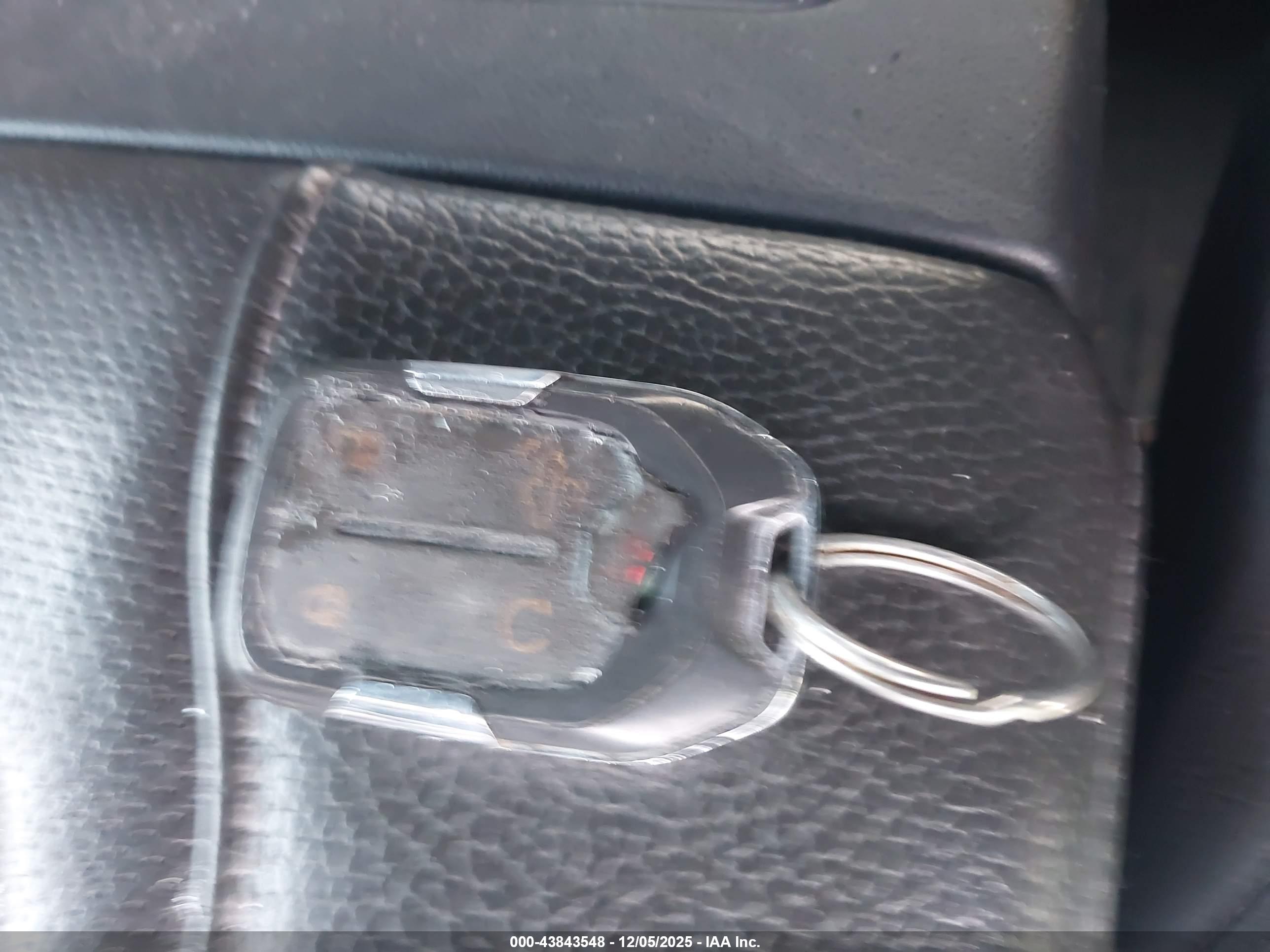 GMC SIERRA image 11