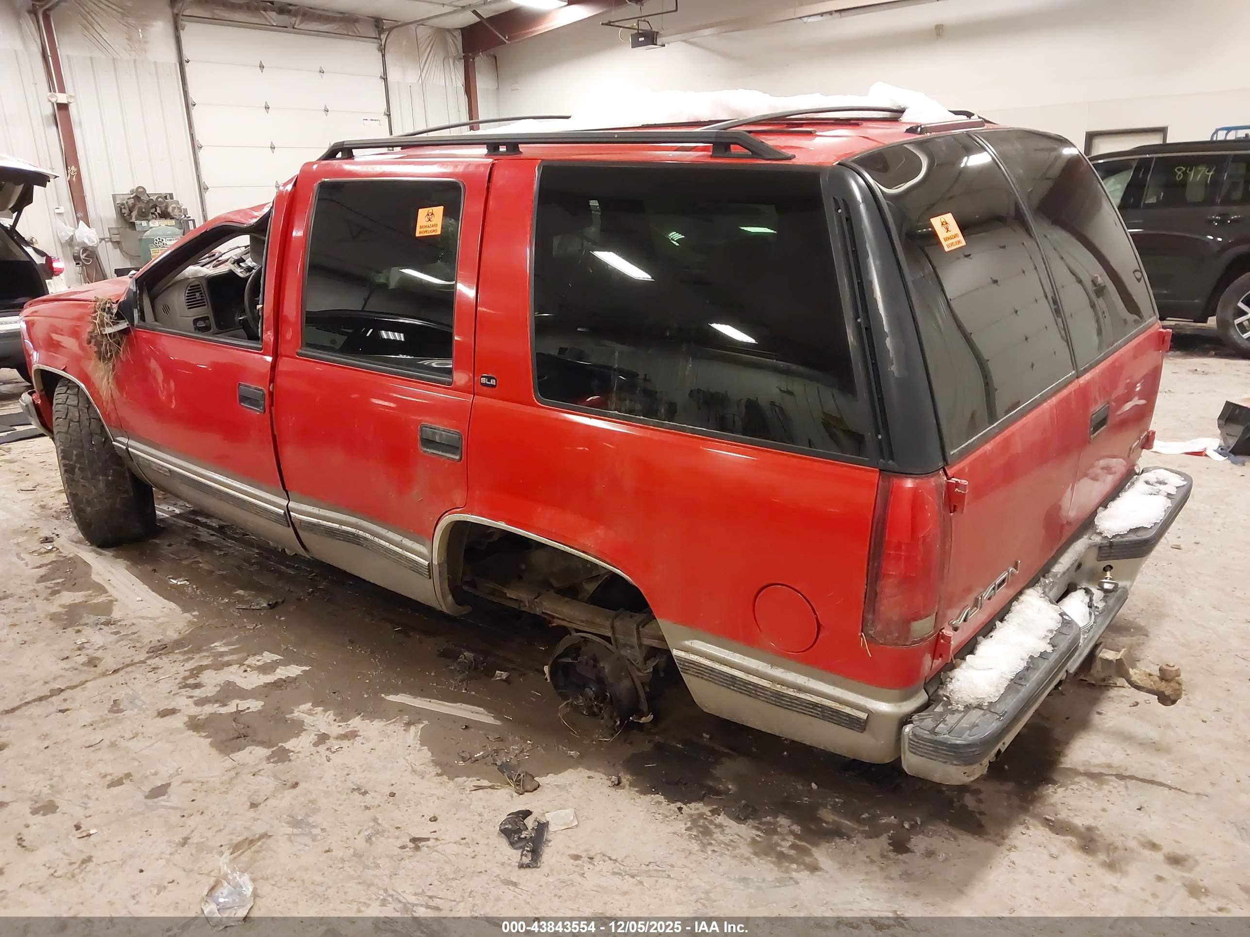 GMC YUKON image 3