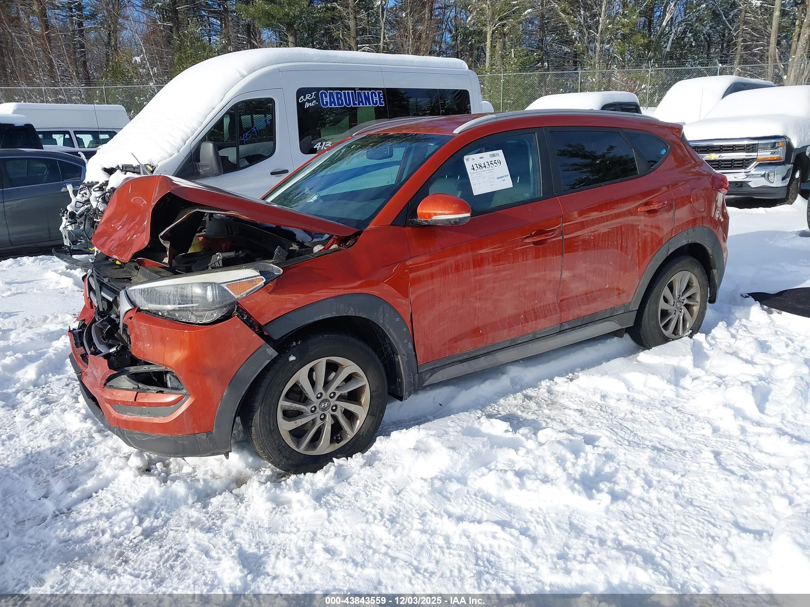 HYUNDAI TUCSON image 2