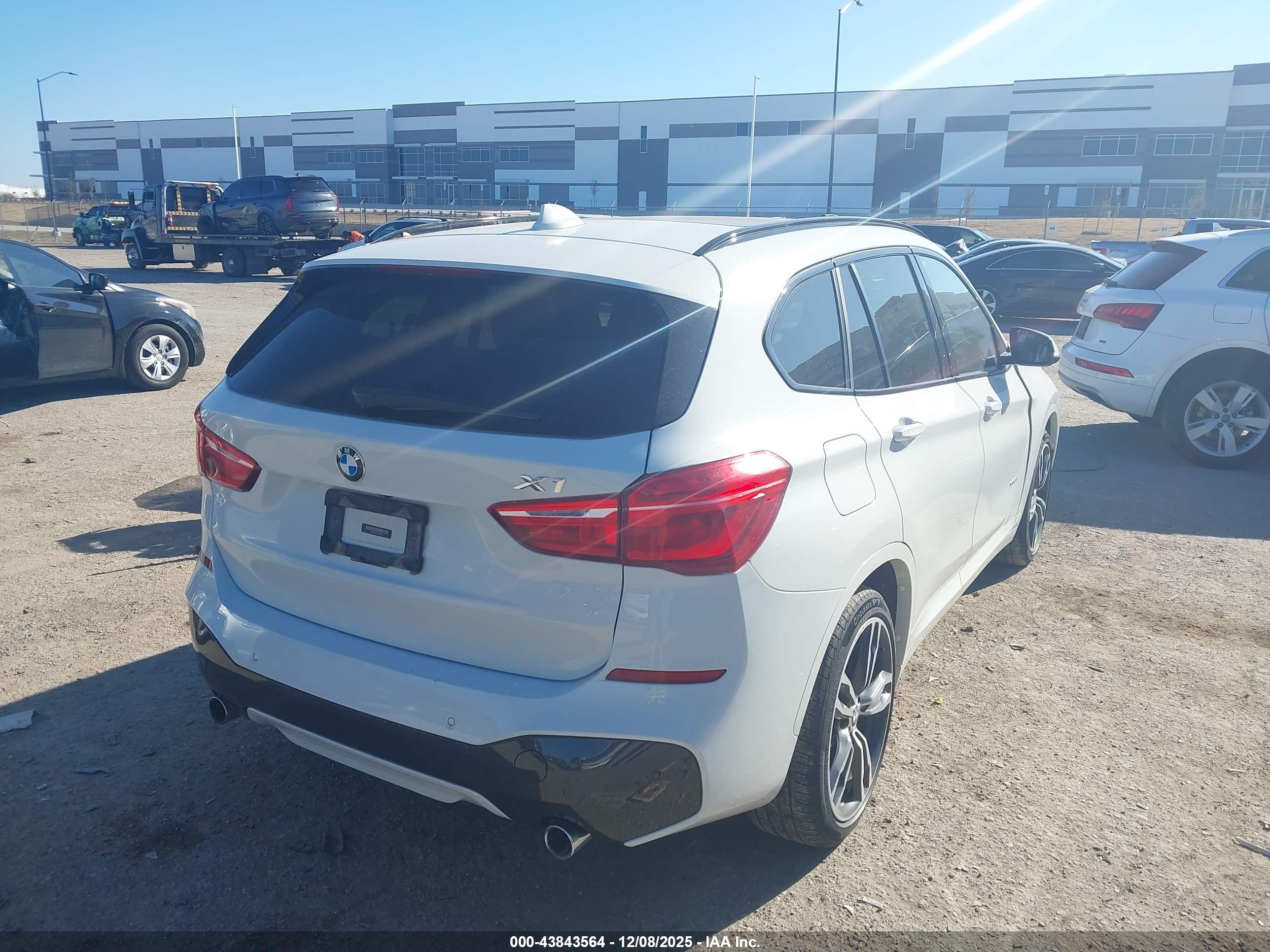 BMW X1 image 4
