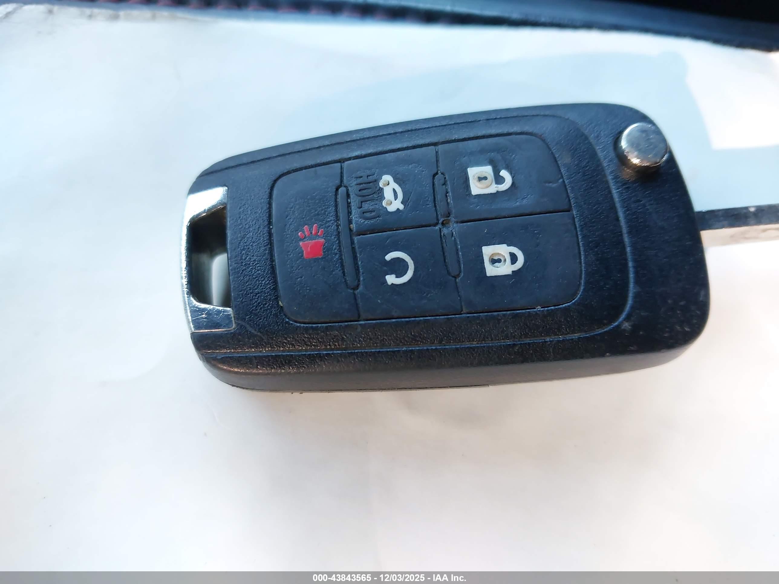 GMC TERRAIN image 11