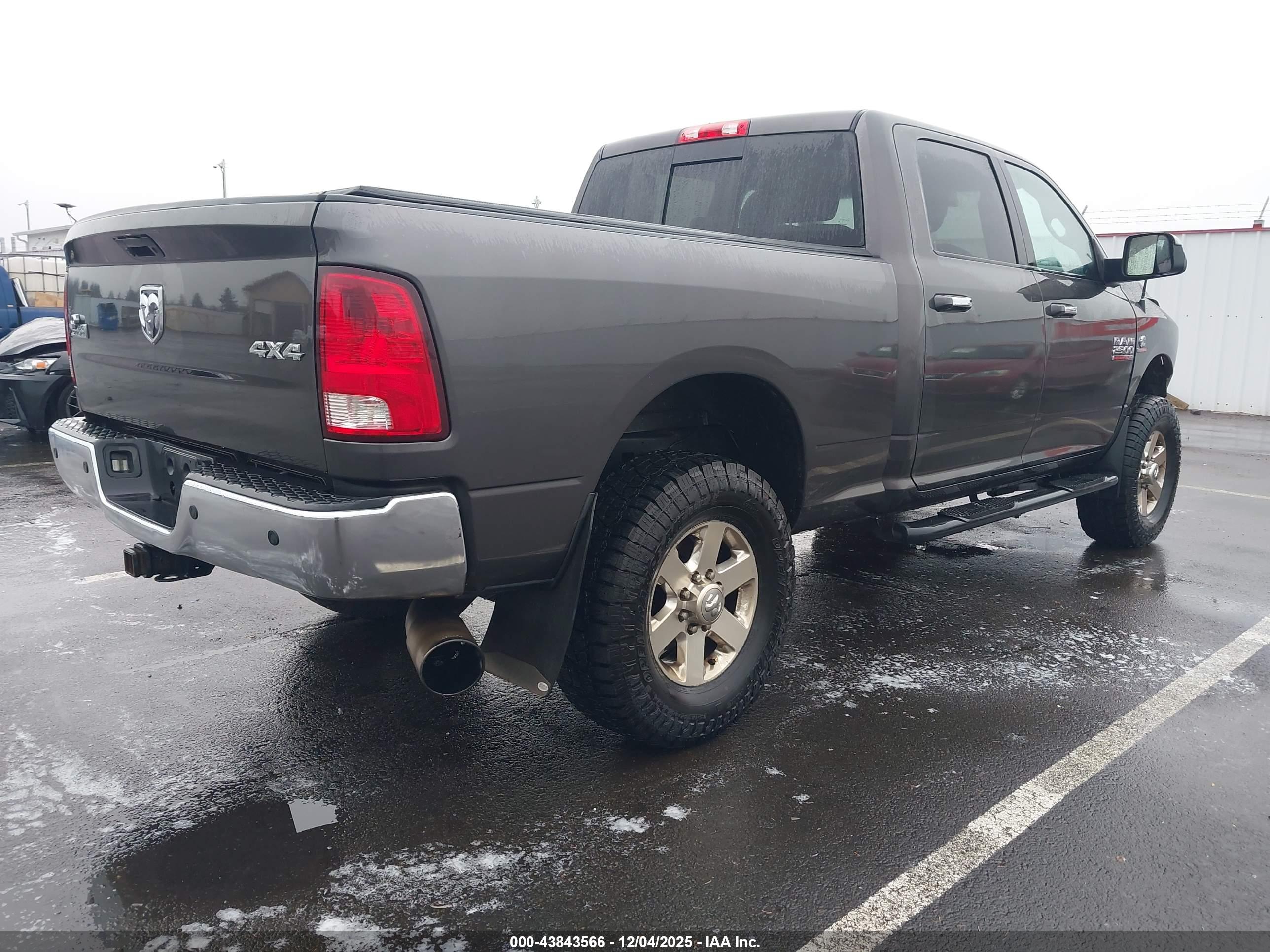 RAM 2500 image 4