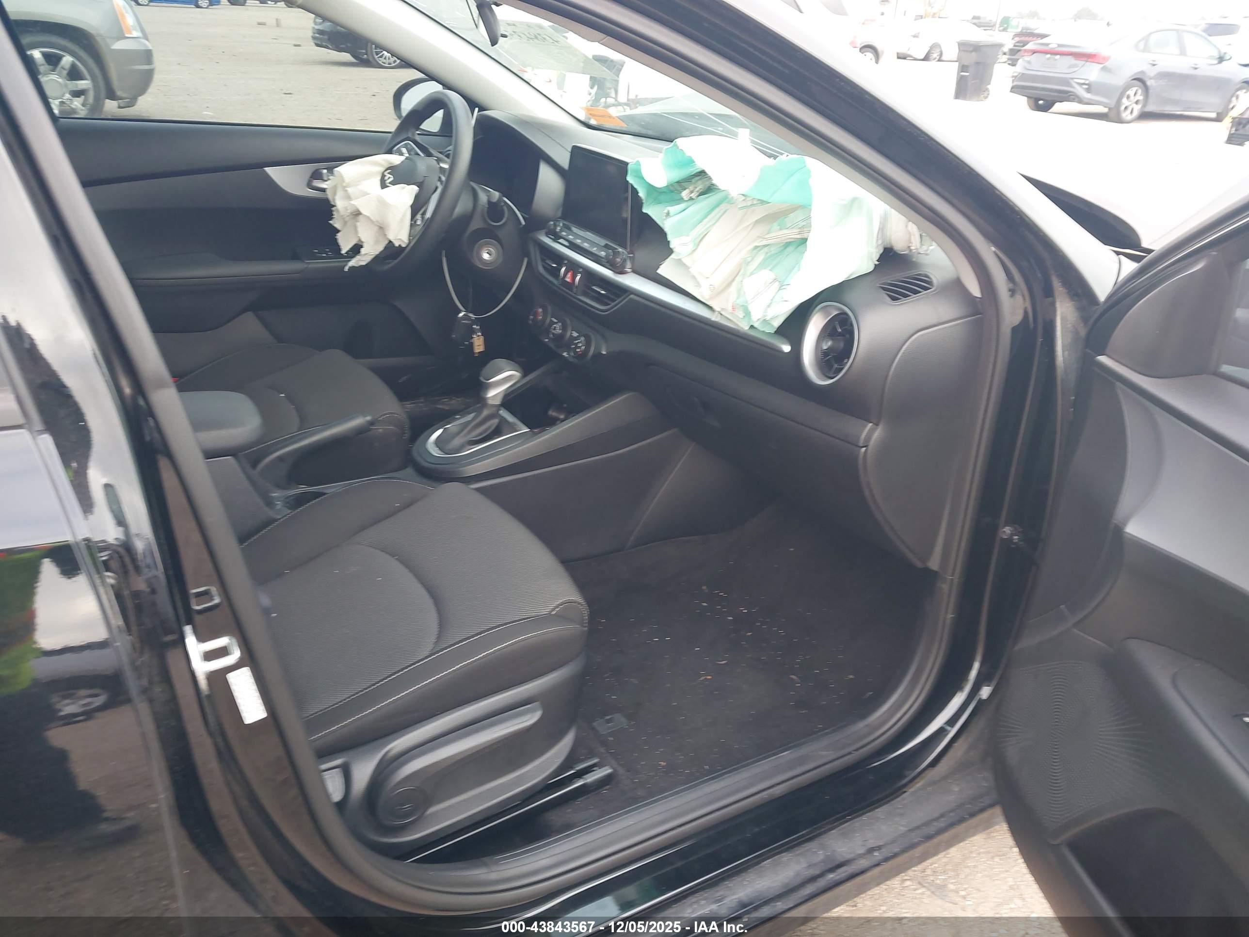 KIA FORTE image 5