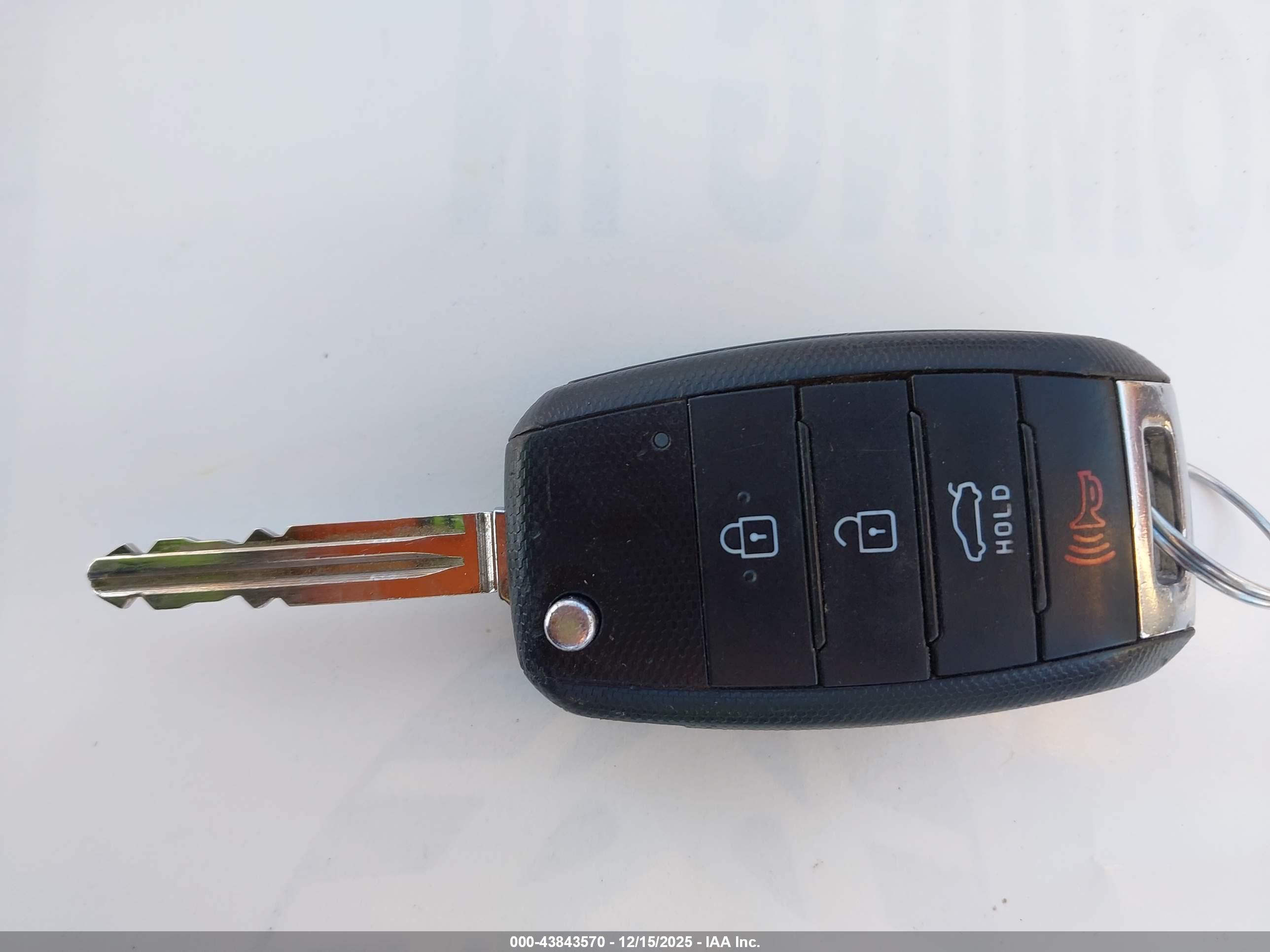 KIA FORTE image 11