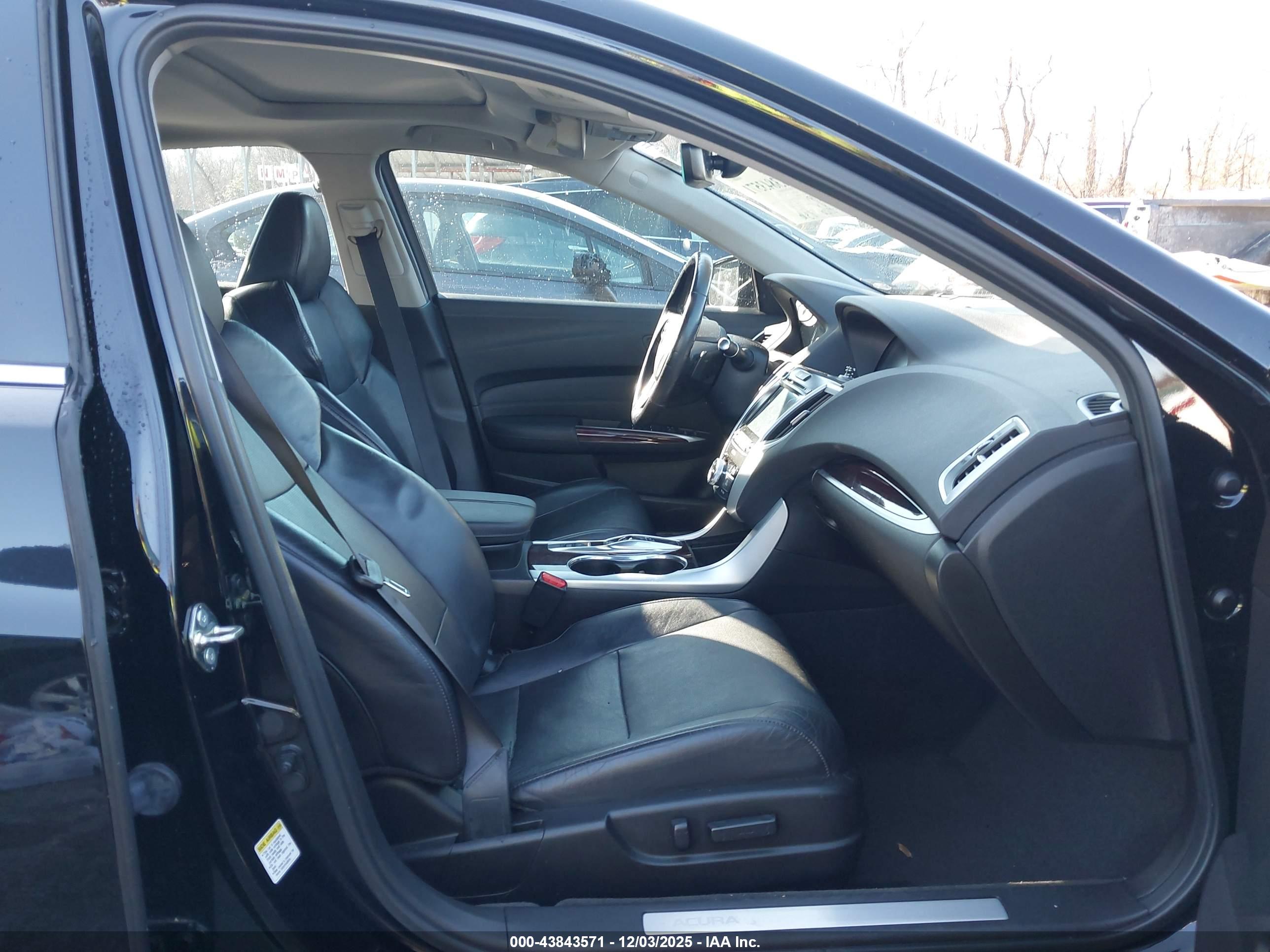 ACURA TLX image 5
