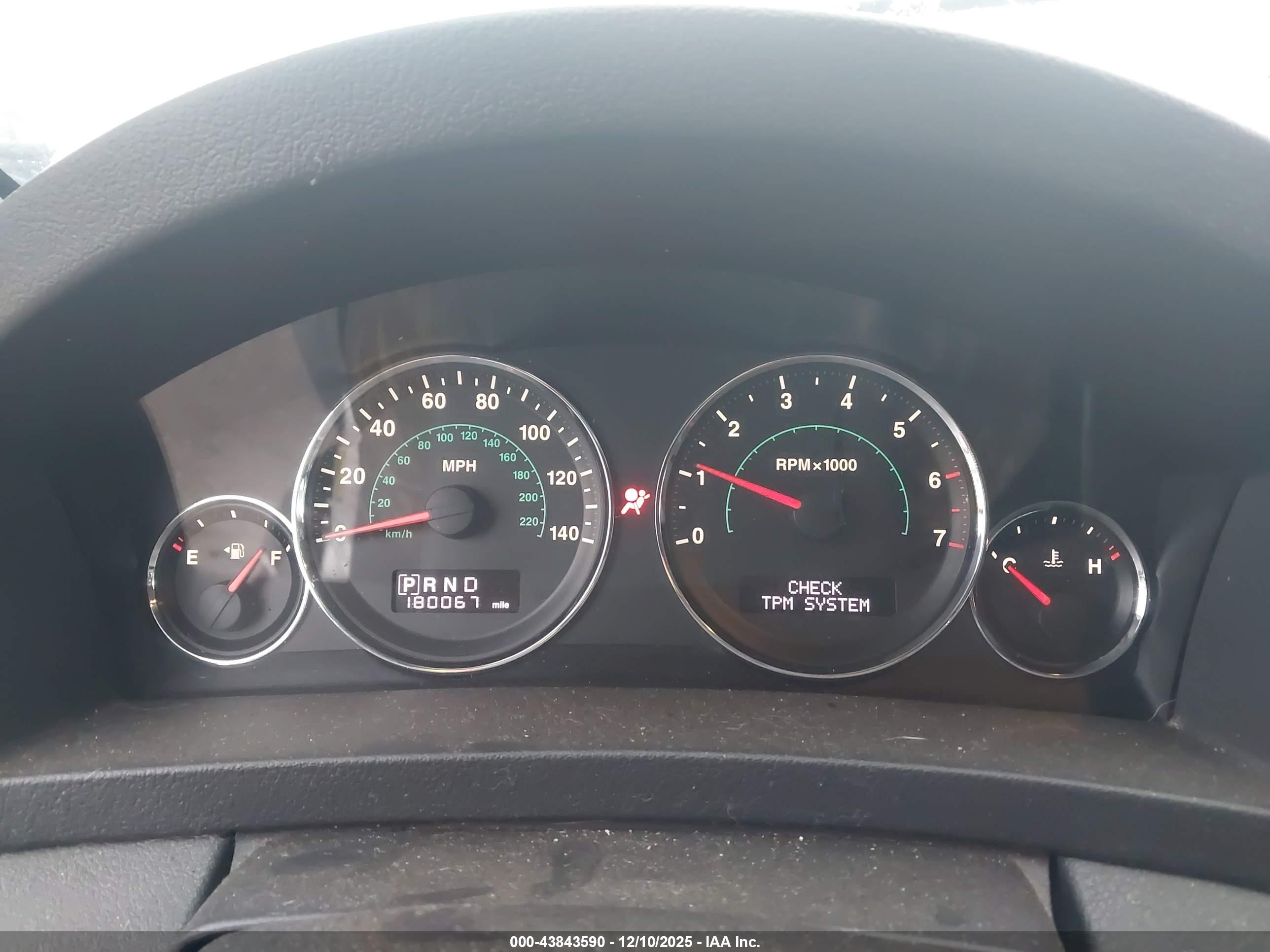 JEEP GRAND image 7