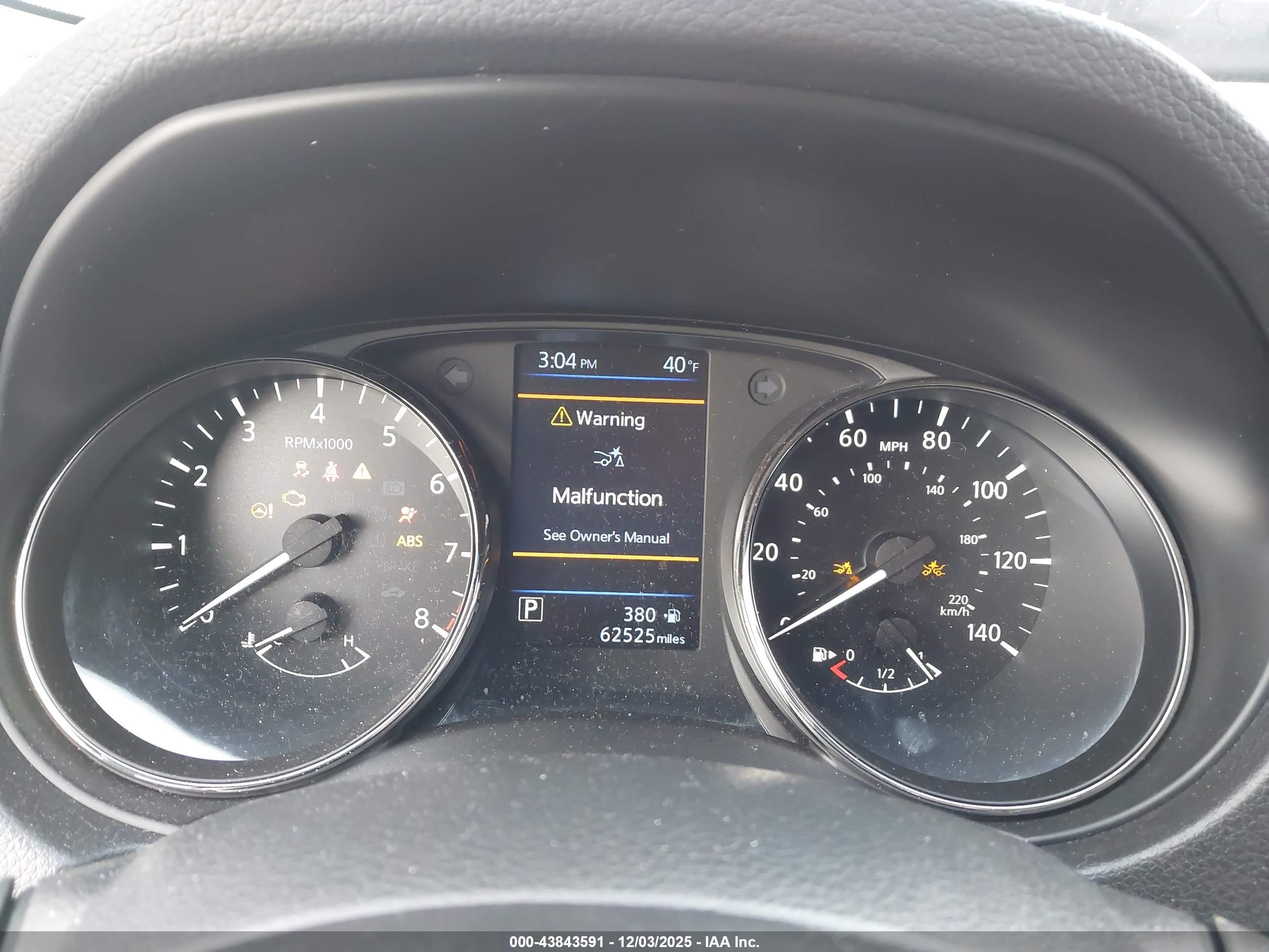 NISSAN ROGUE image 7