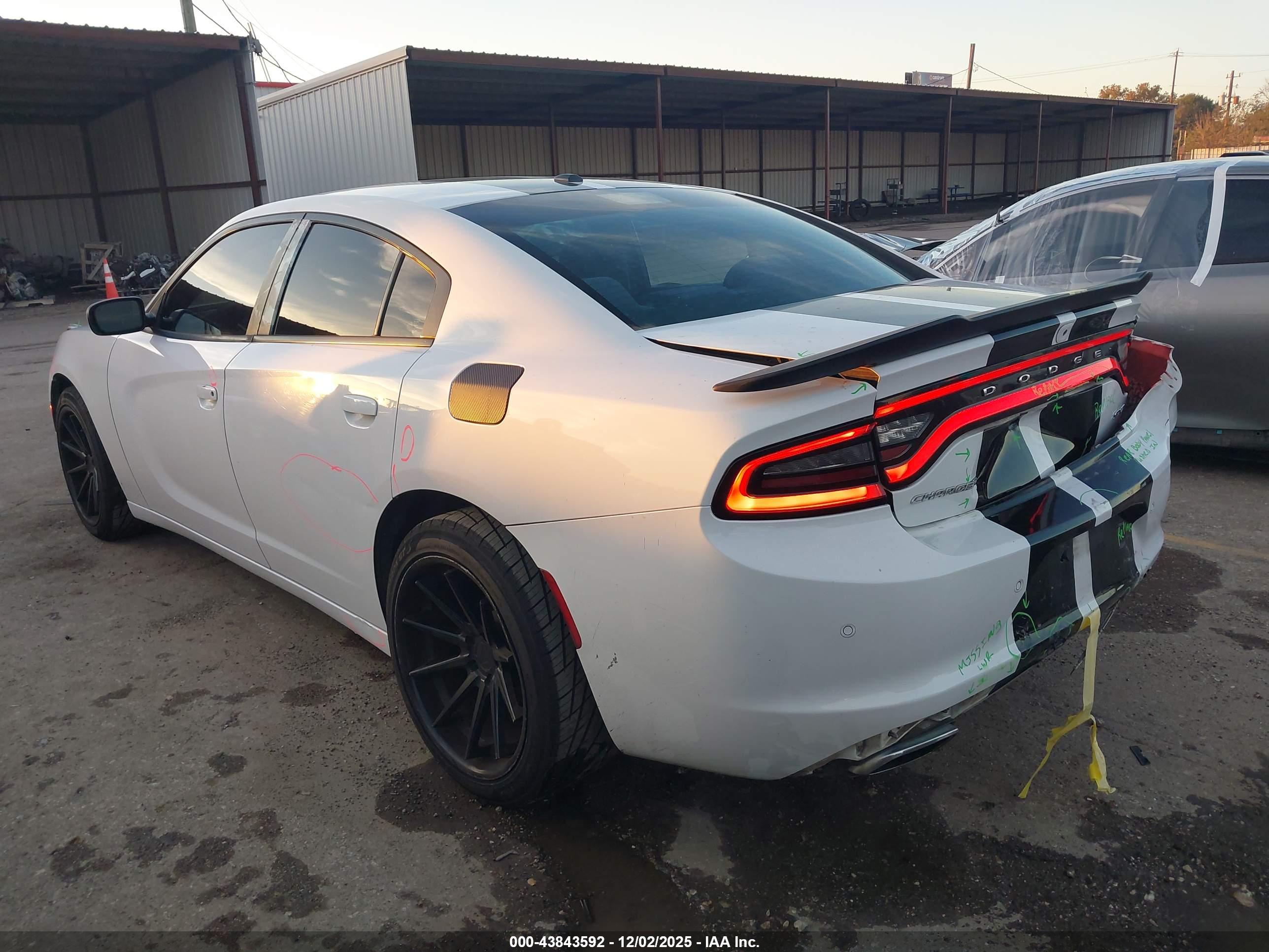 DODGE CHARGER image 6