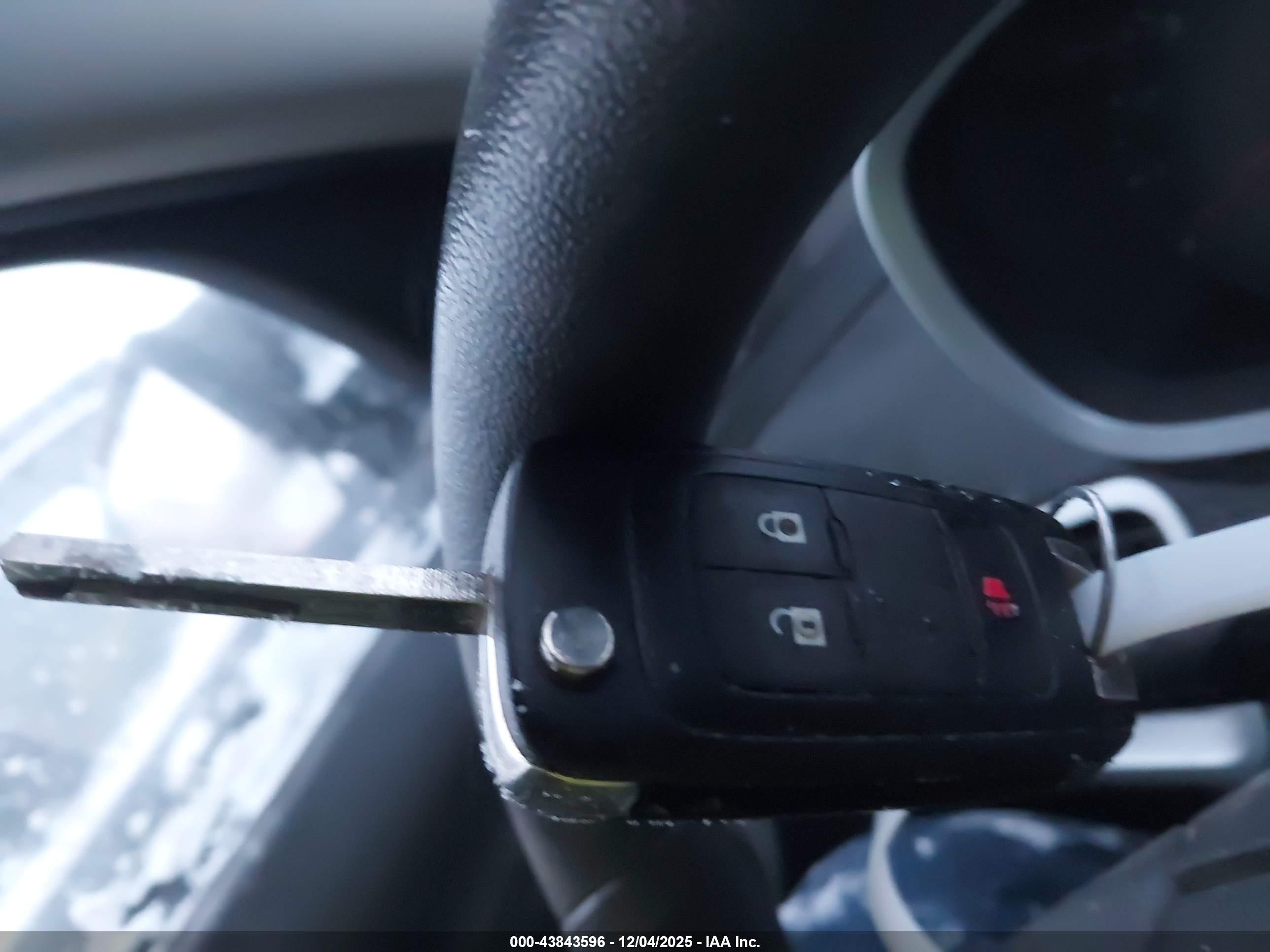CHEVROLET EQUINOX image 11