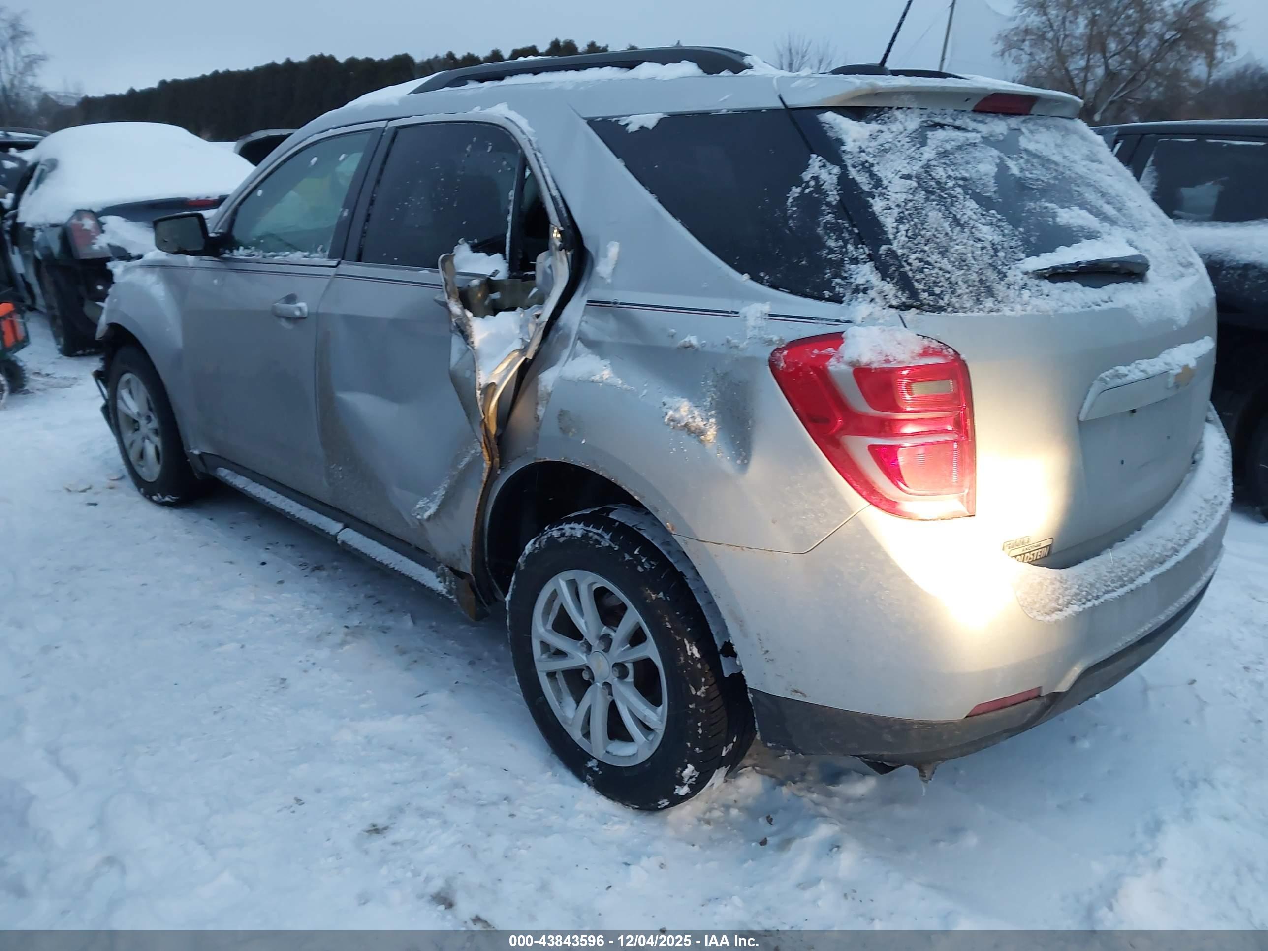 CHEVROLET EQUINOX image 3