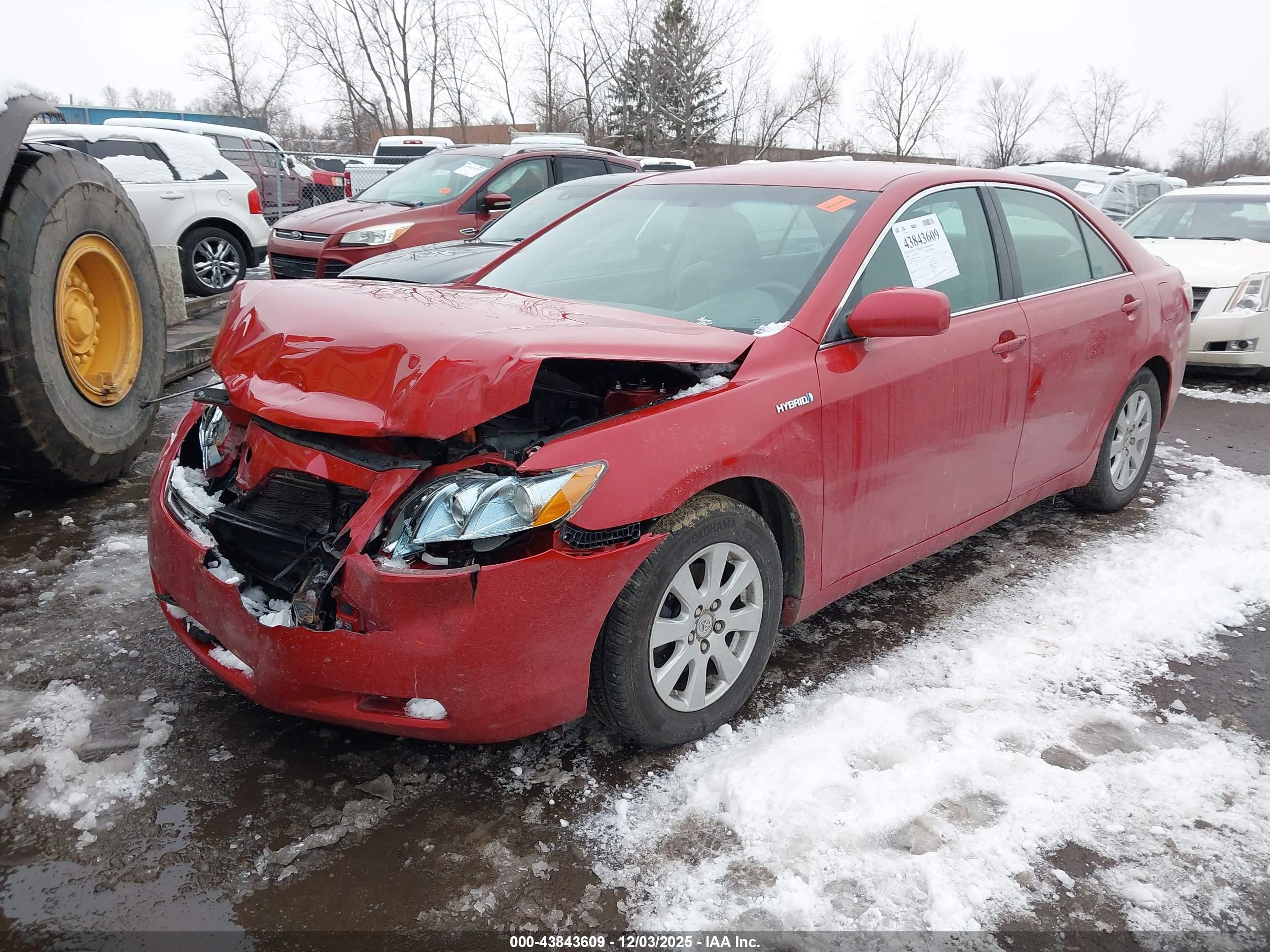 TOYOTA CAMRY image 2