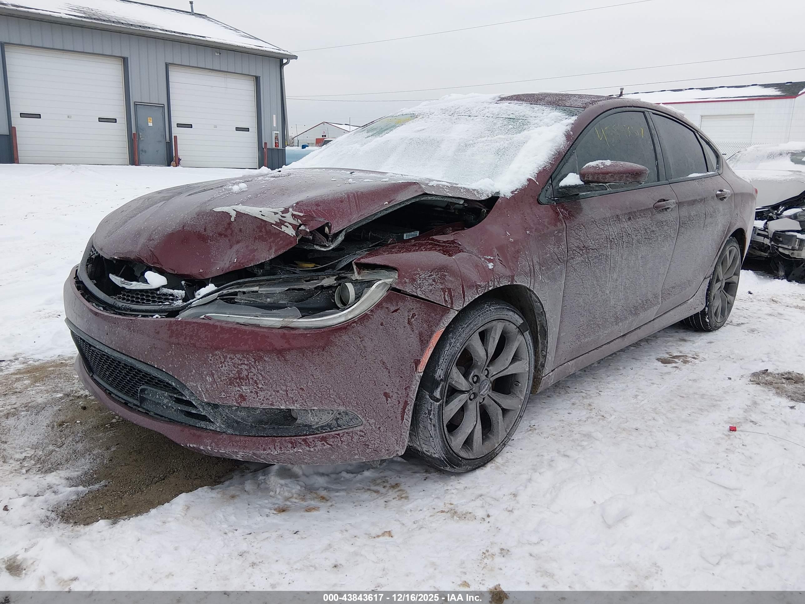 CHRYSLER 200 image 2