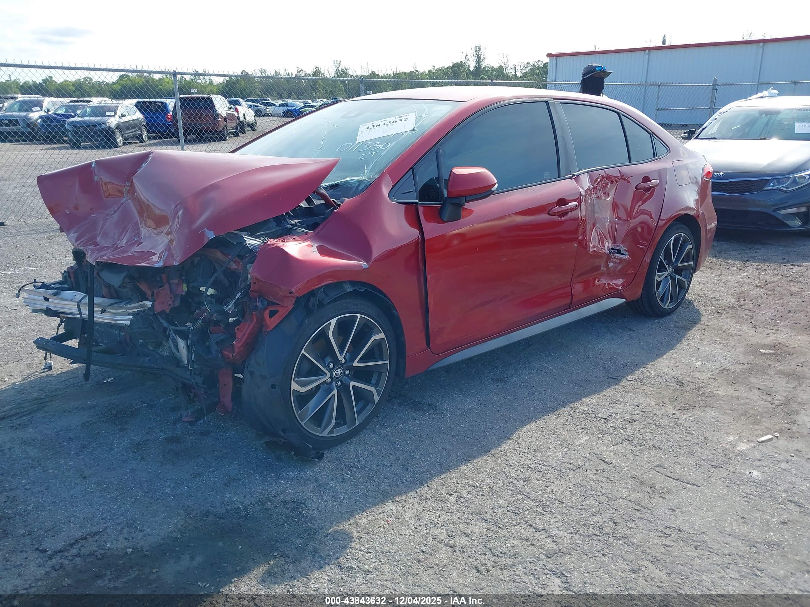 TOYOTA COROLLA image 2