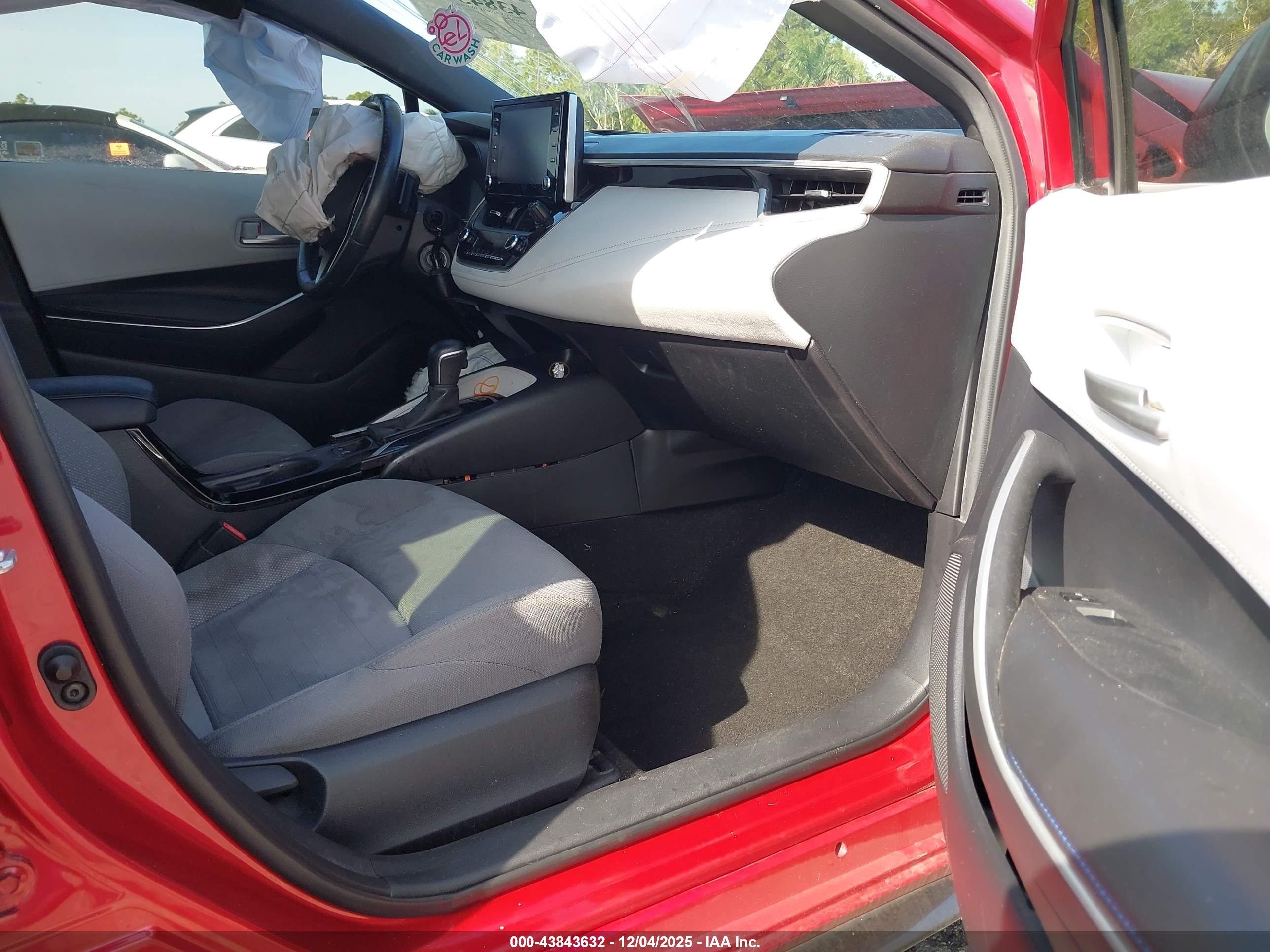 TOYOTA COROLLA image 5