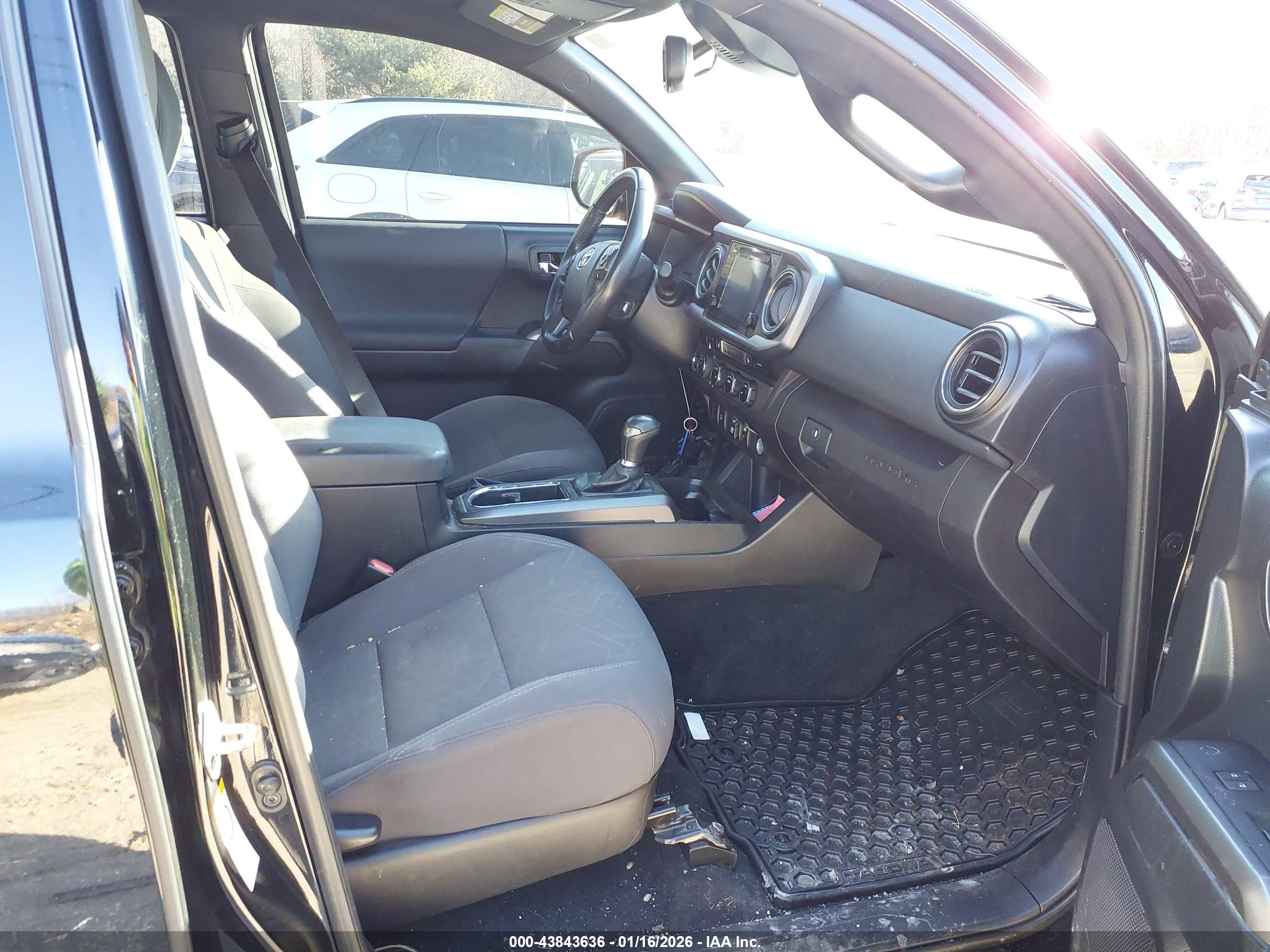 TOYOTA TACOMA image 5