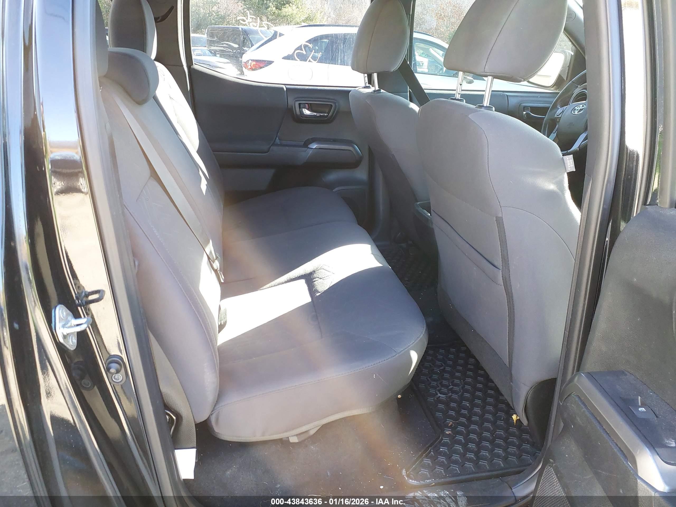 TOYOTA TACOMA image 8