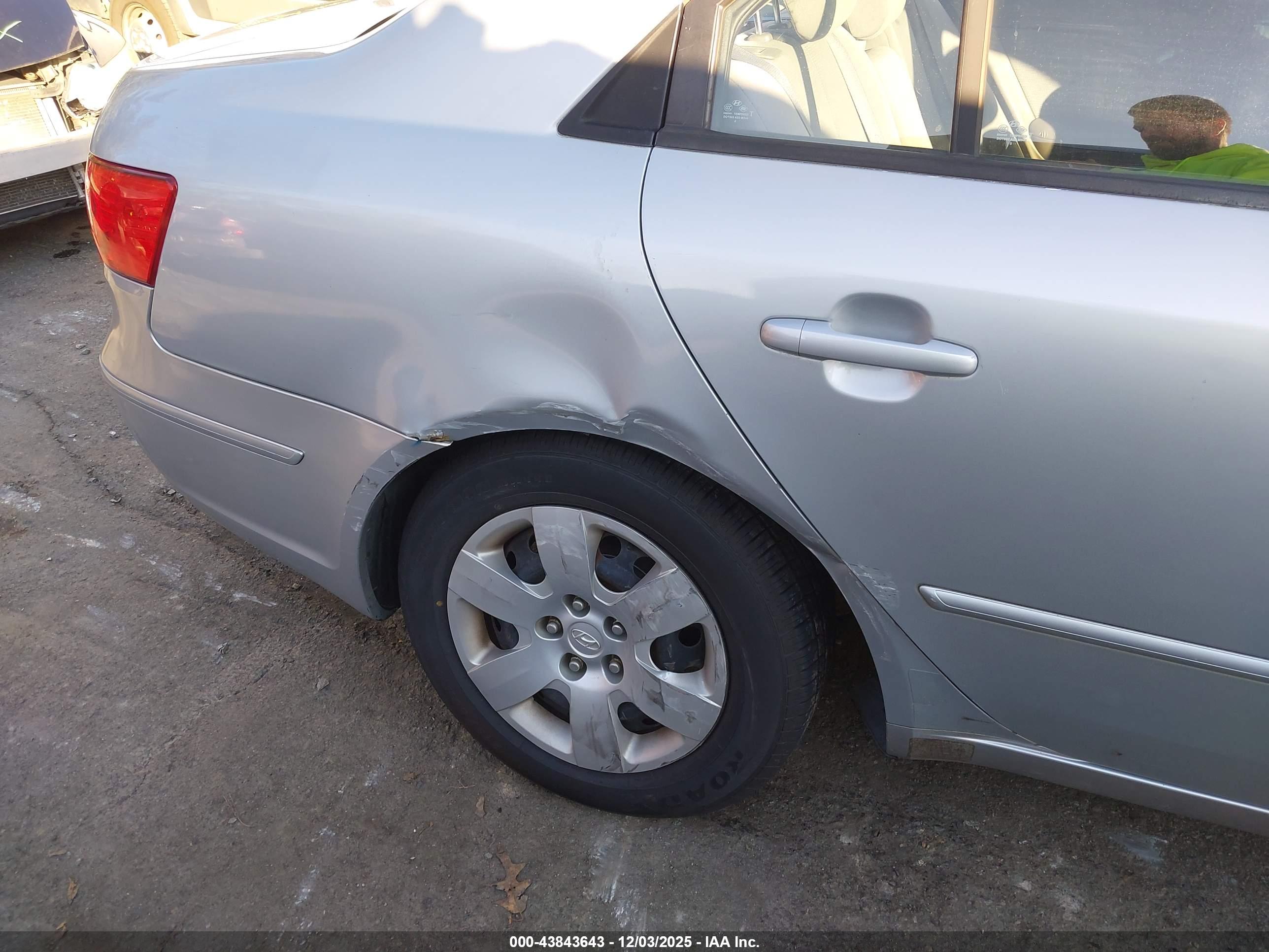 HYUNDAI SONATA image 6
