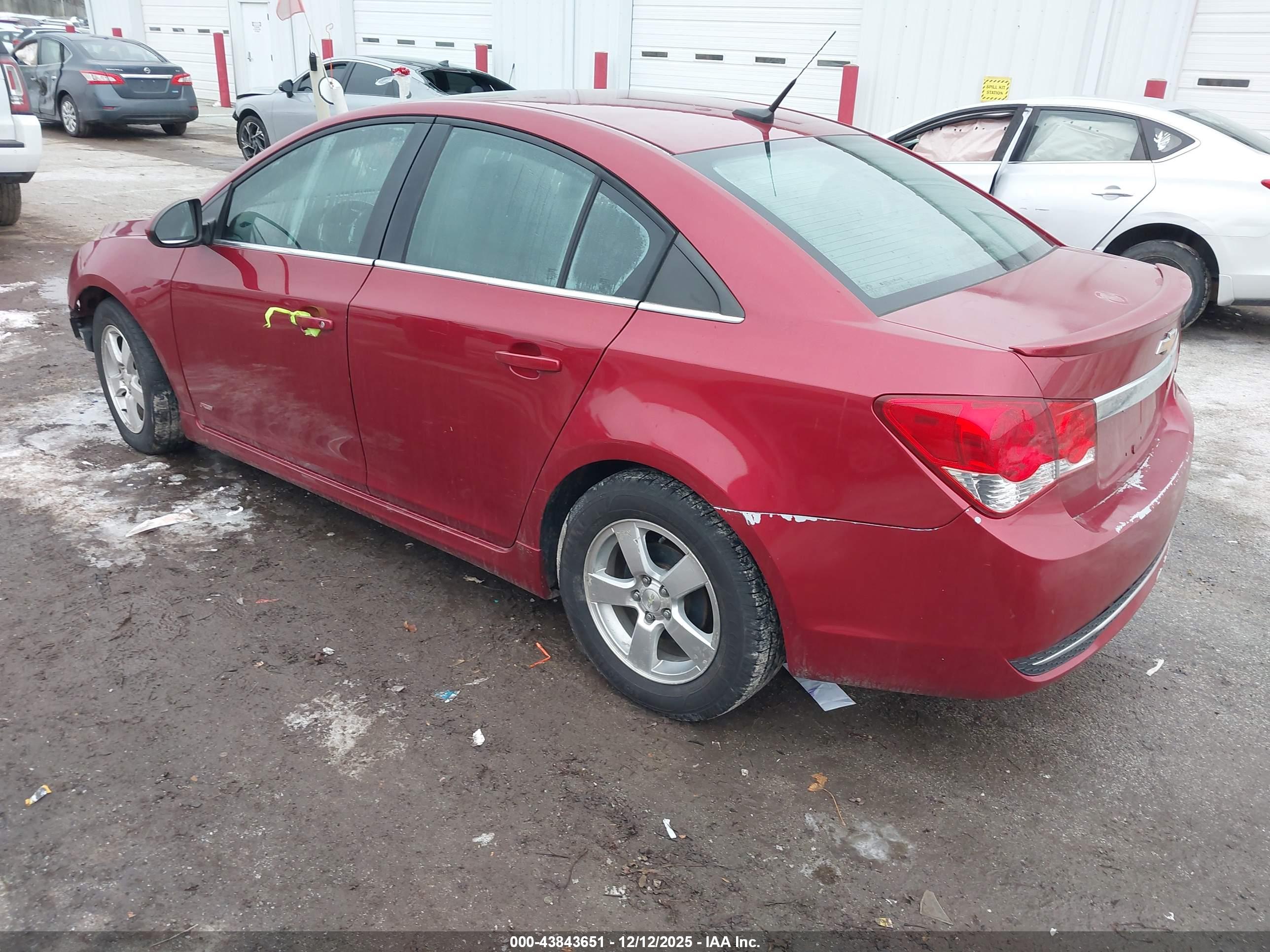 CHEVROLET CRUZE image 3