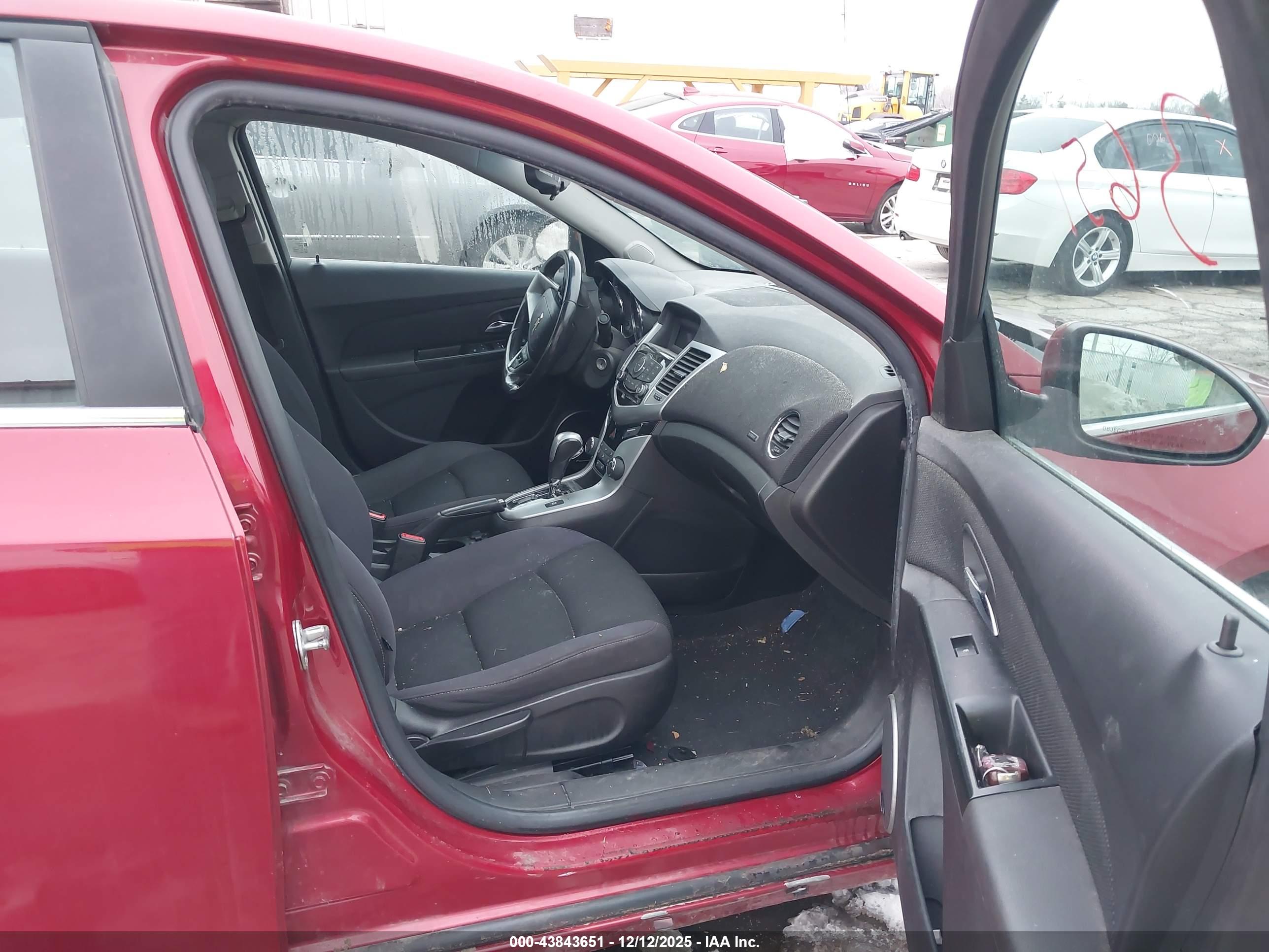 CHEVROLET CRUZE image 5