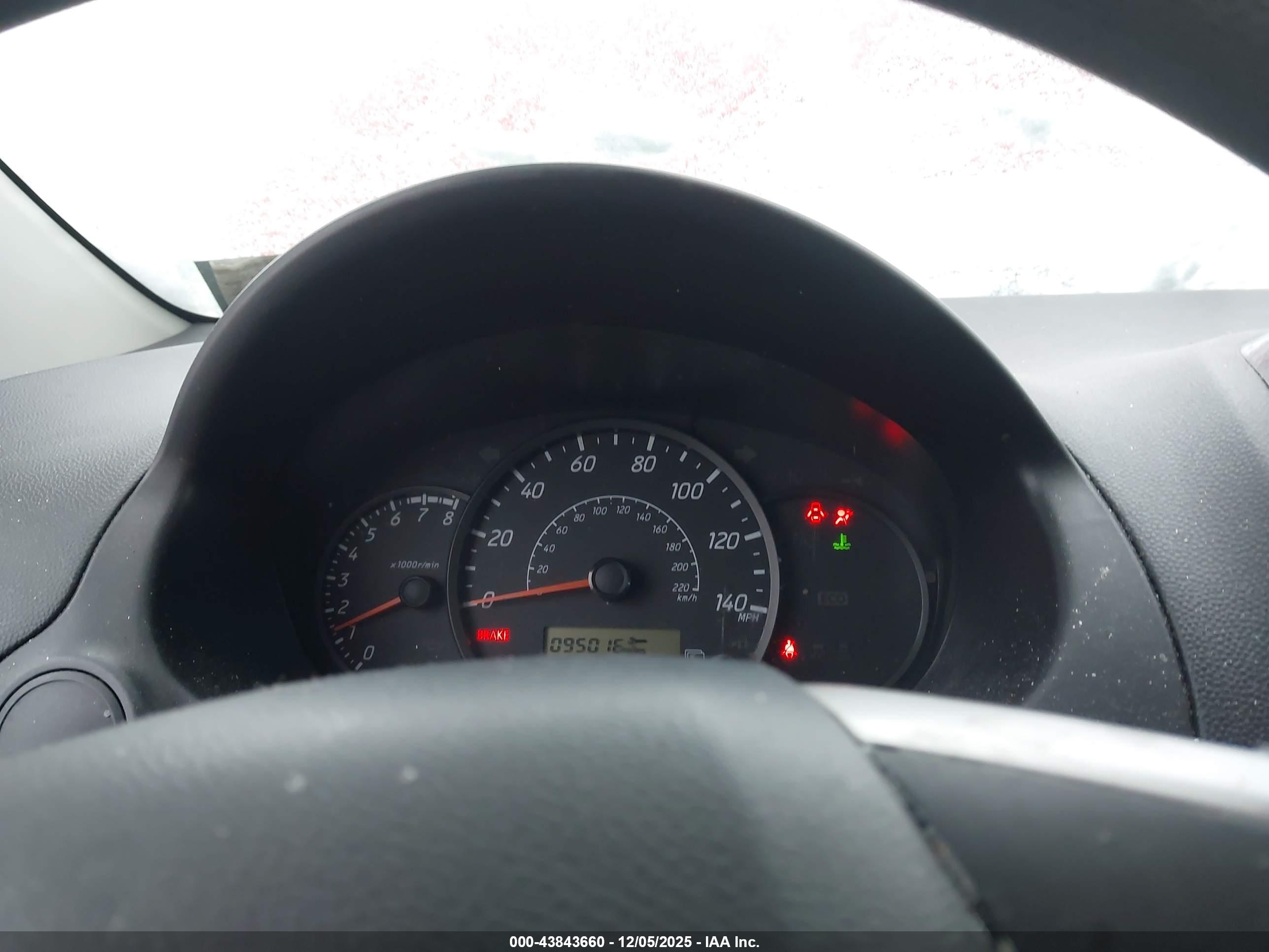 MITSUBISHI MIRAGE image 7