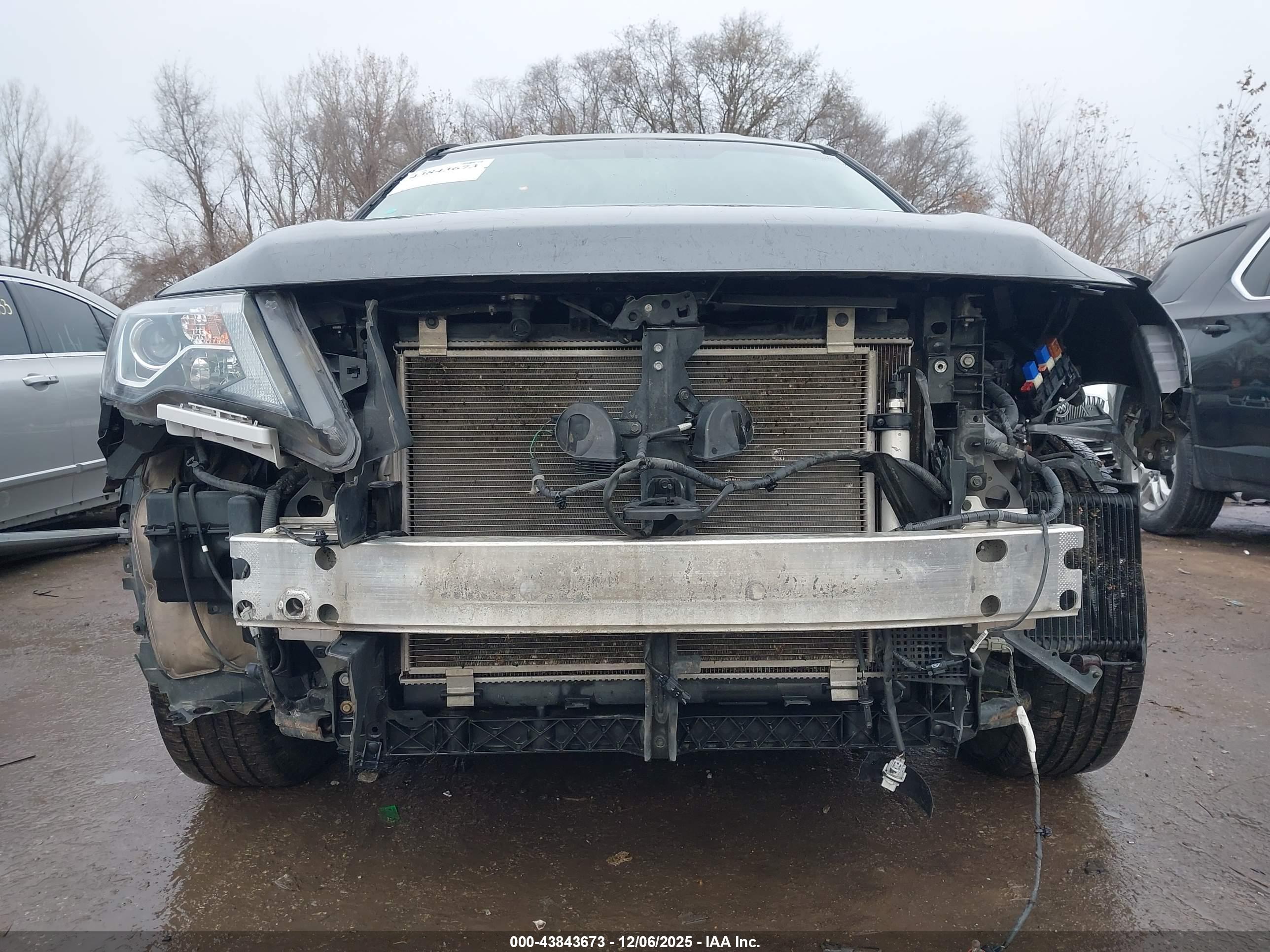 NISSAN PATHFINDER image 6