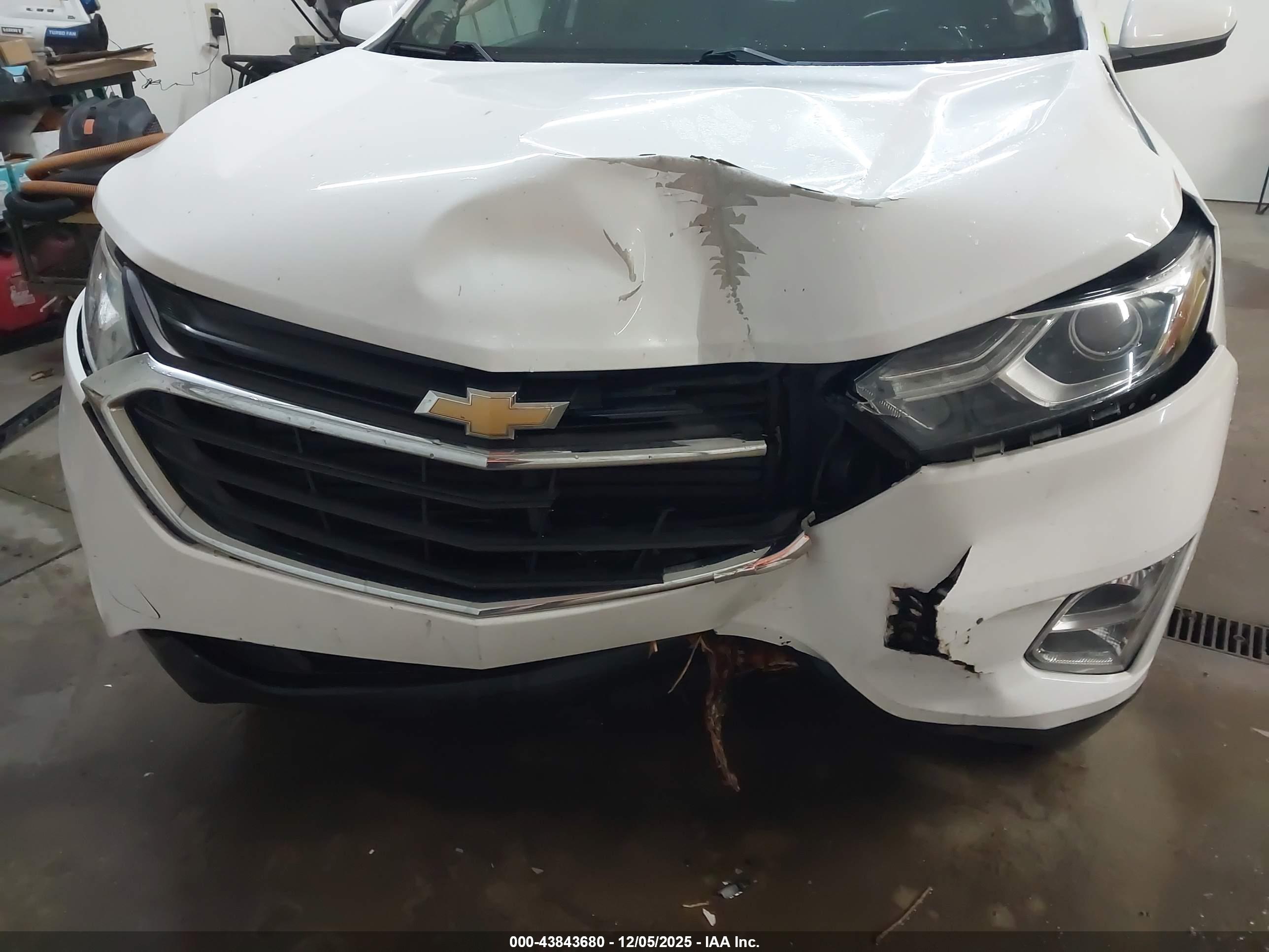 CHEVROLET EQUINOX image 6
