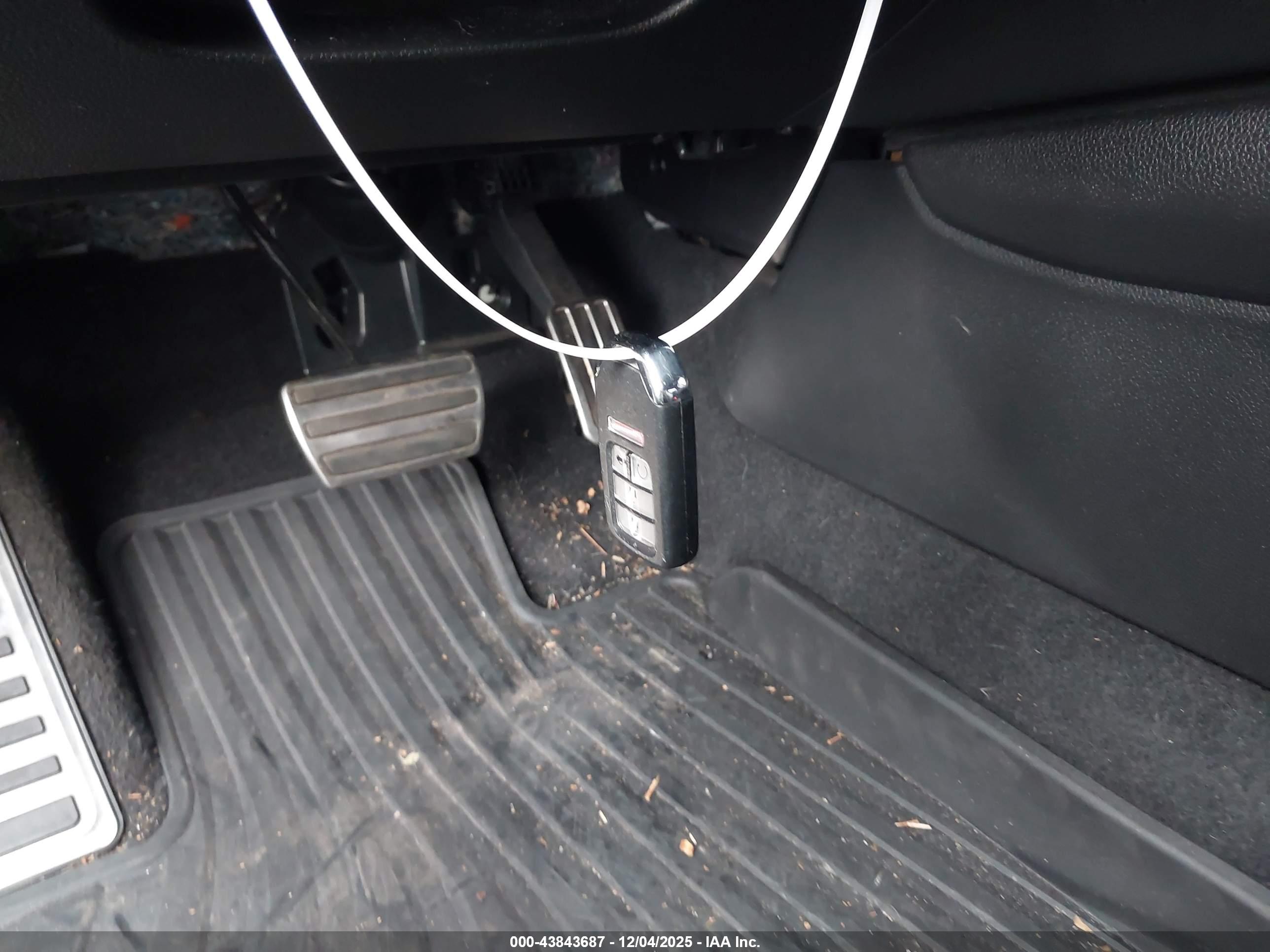 HONDA ACCORD image 11