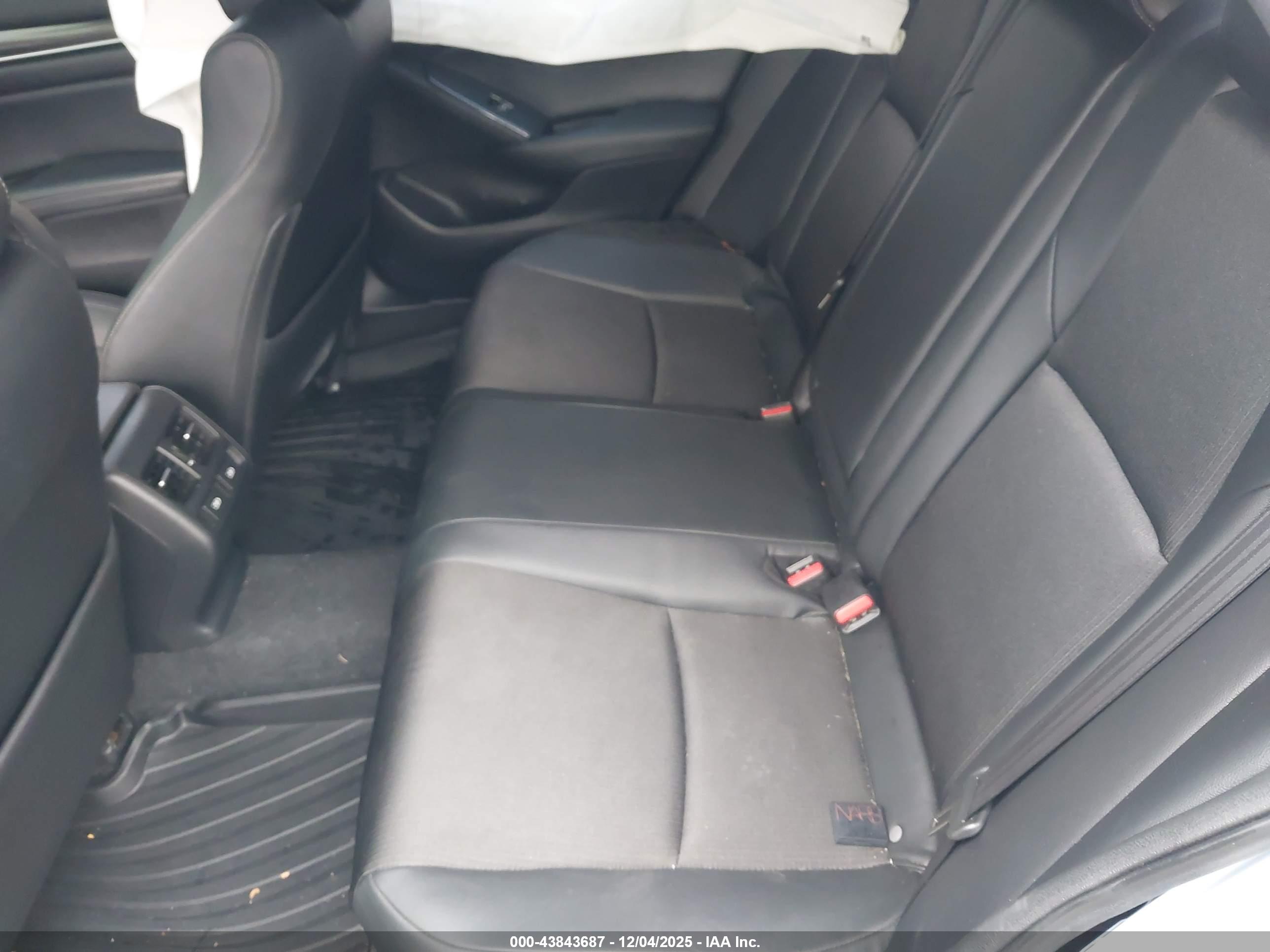 HONDA ACCORD image 8