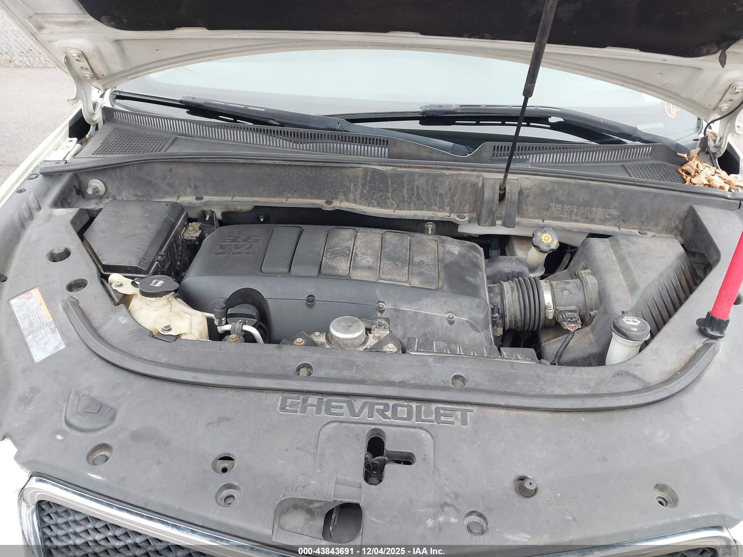 CHEVROLET TRAVERSE image 10