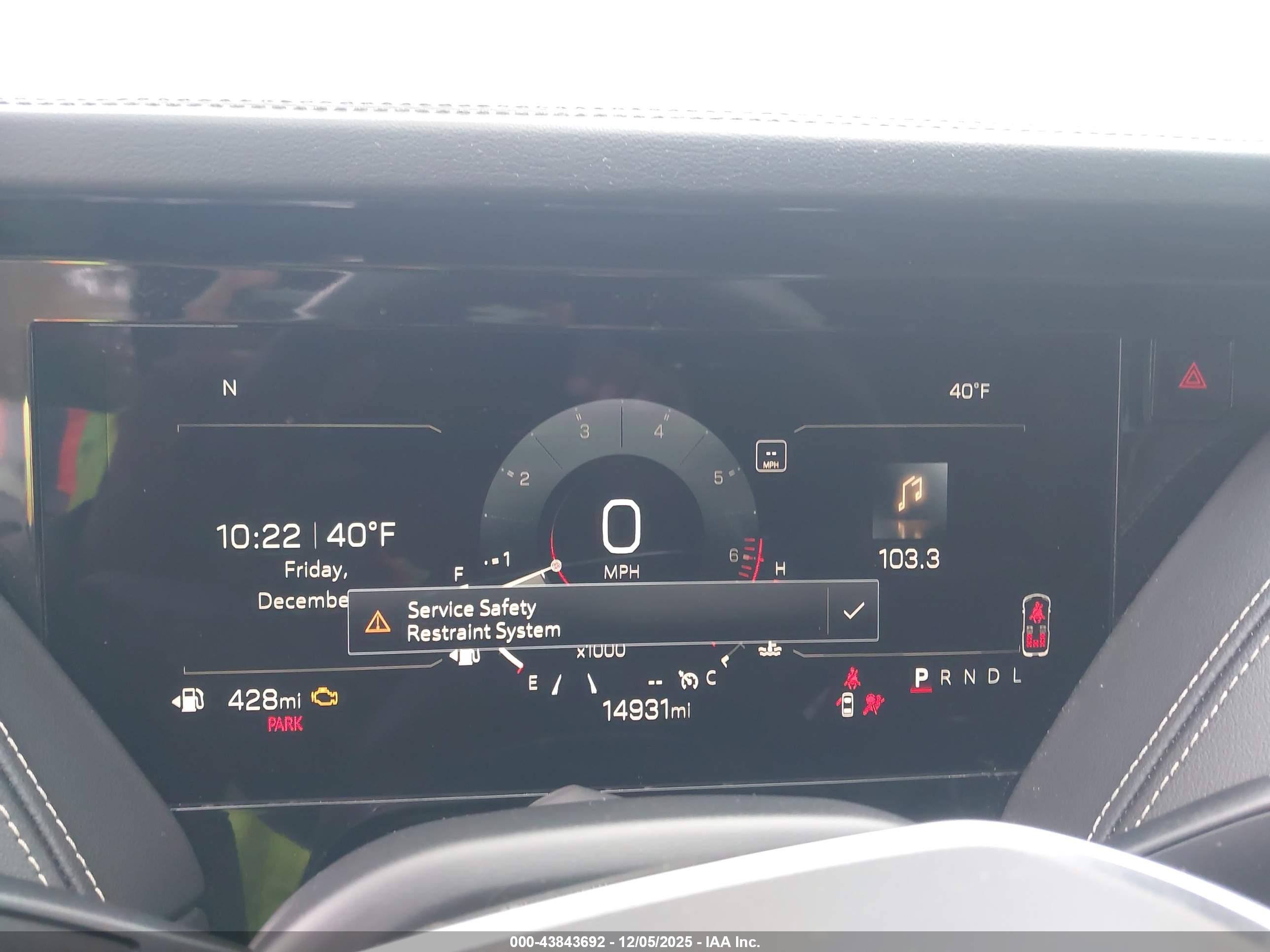 GMC YUKON image 7