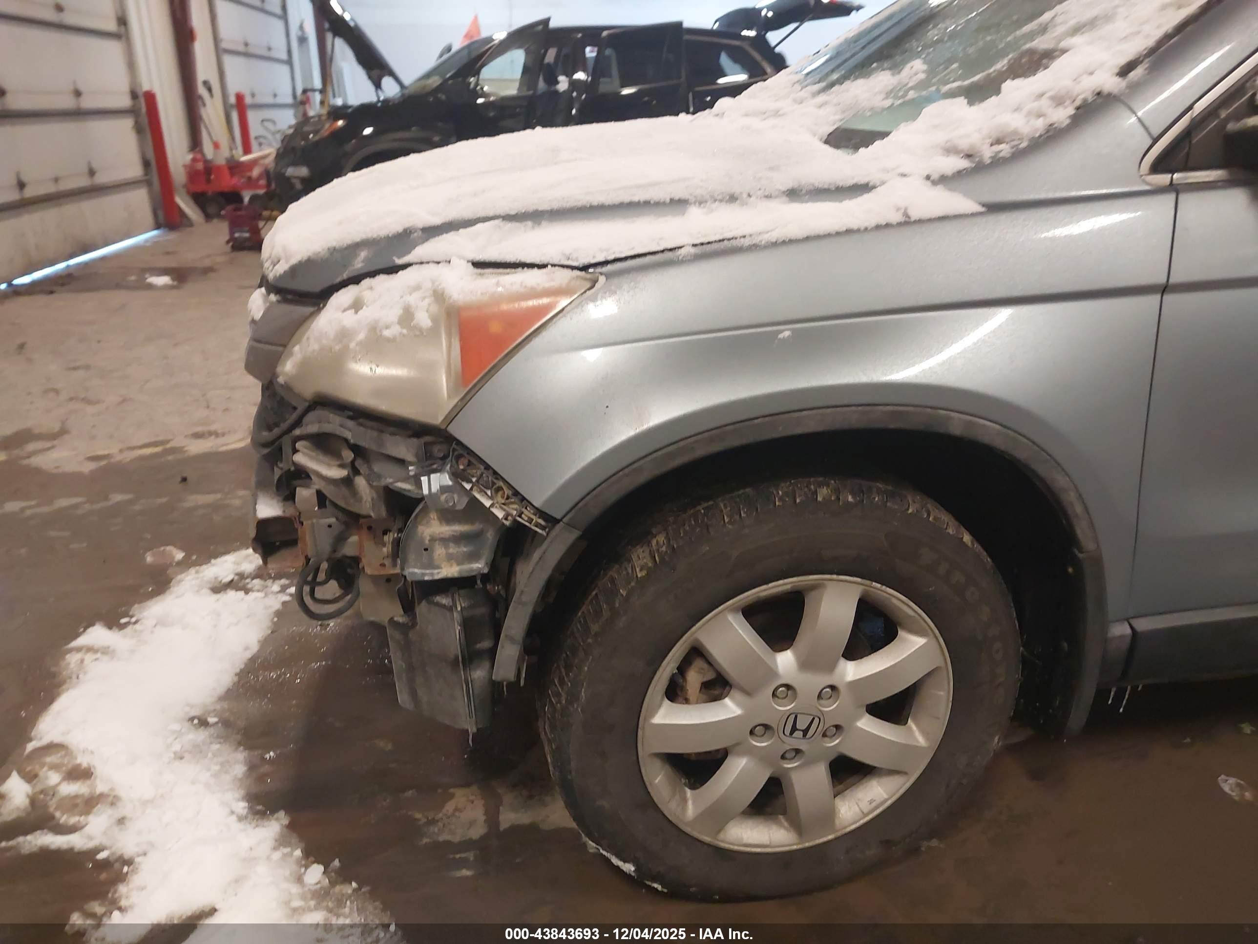 HONDA CR-V image 6