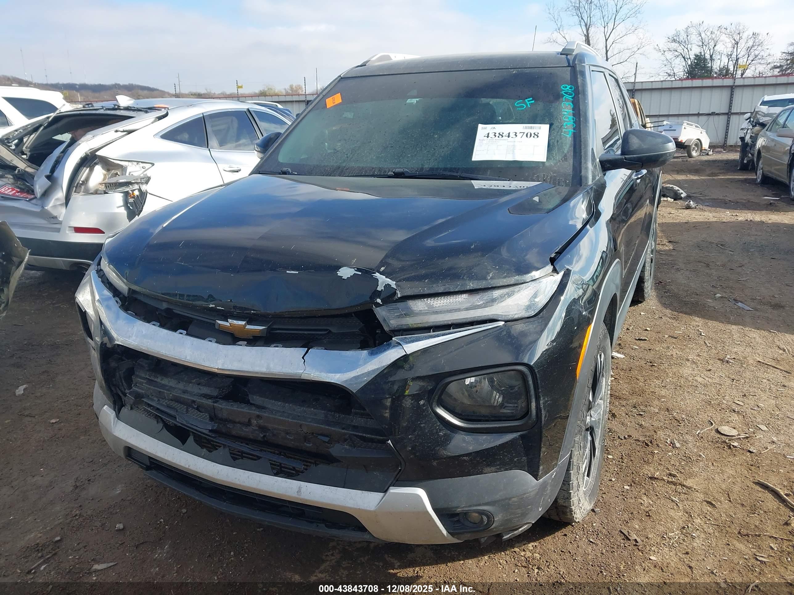 CHEVROLET TRAILBLAZER image 6