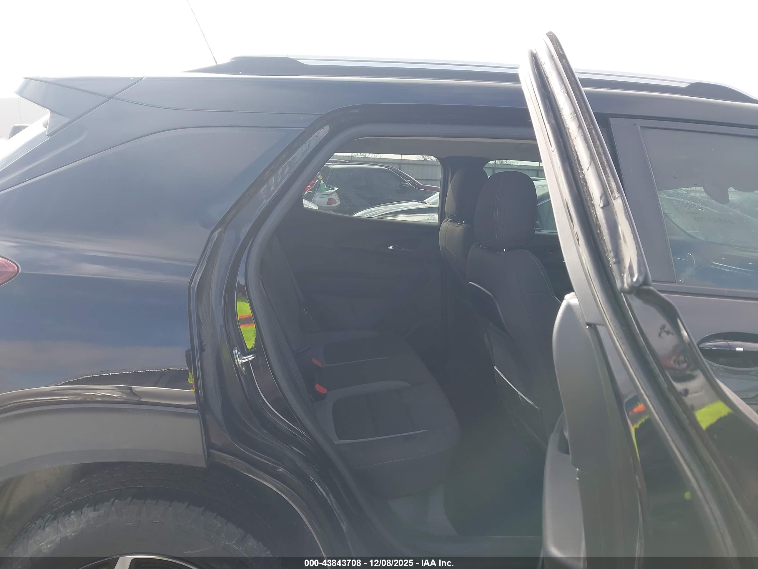 CHEVROLET TRAILBLAZER image 8