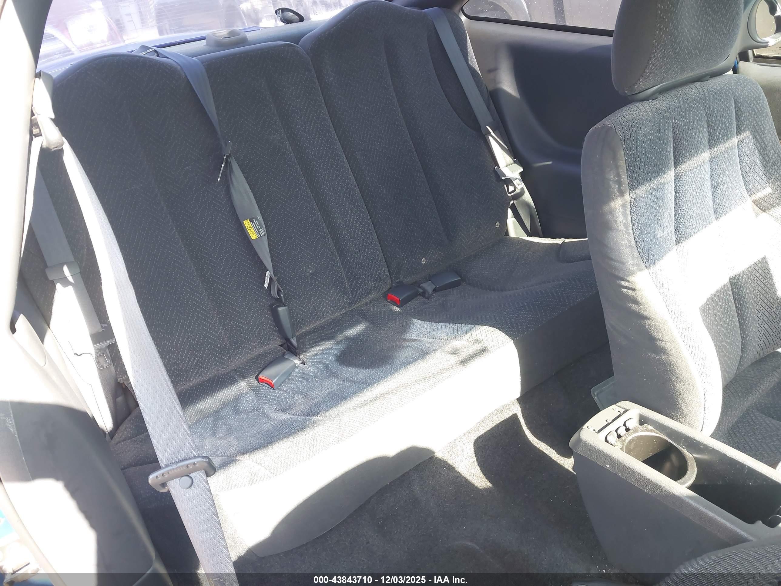 CHEVROLET CAVALIER image 8