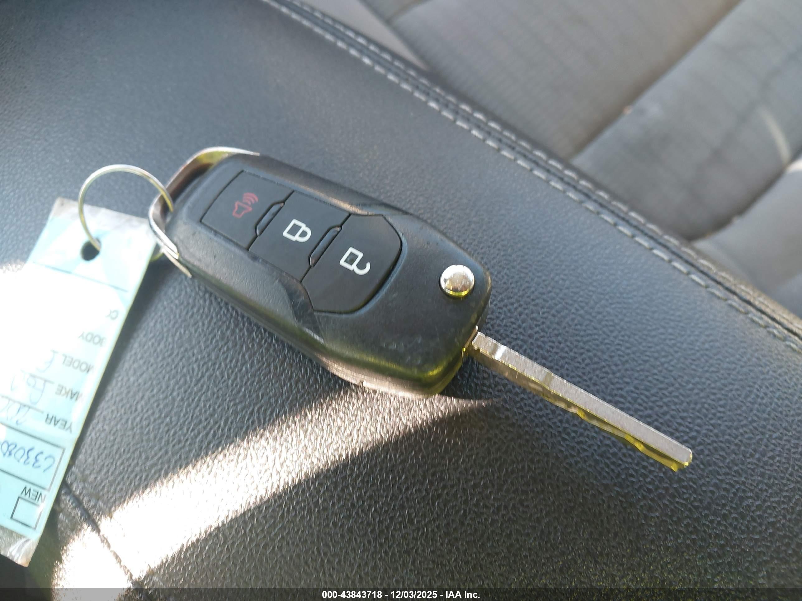FORD ESCAPE image 11