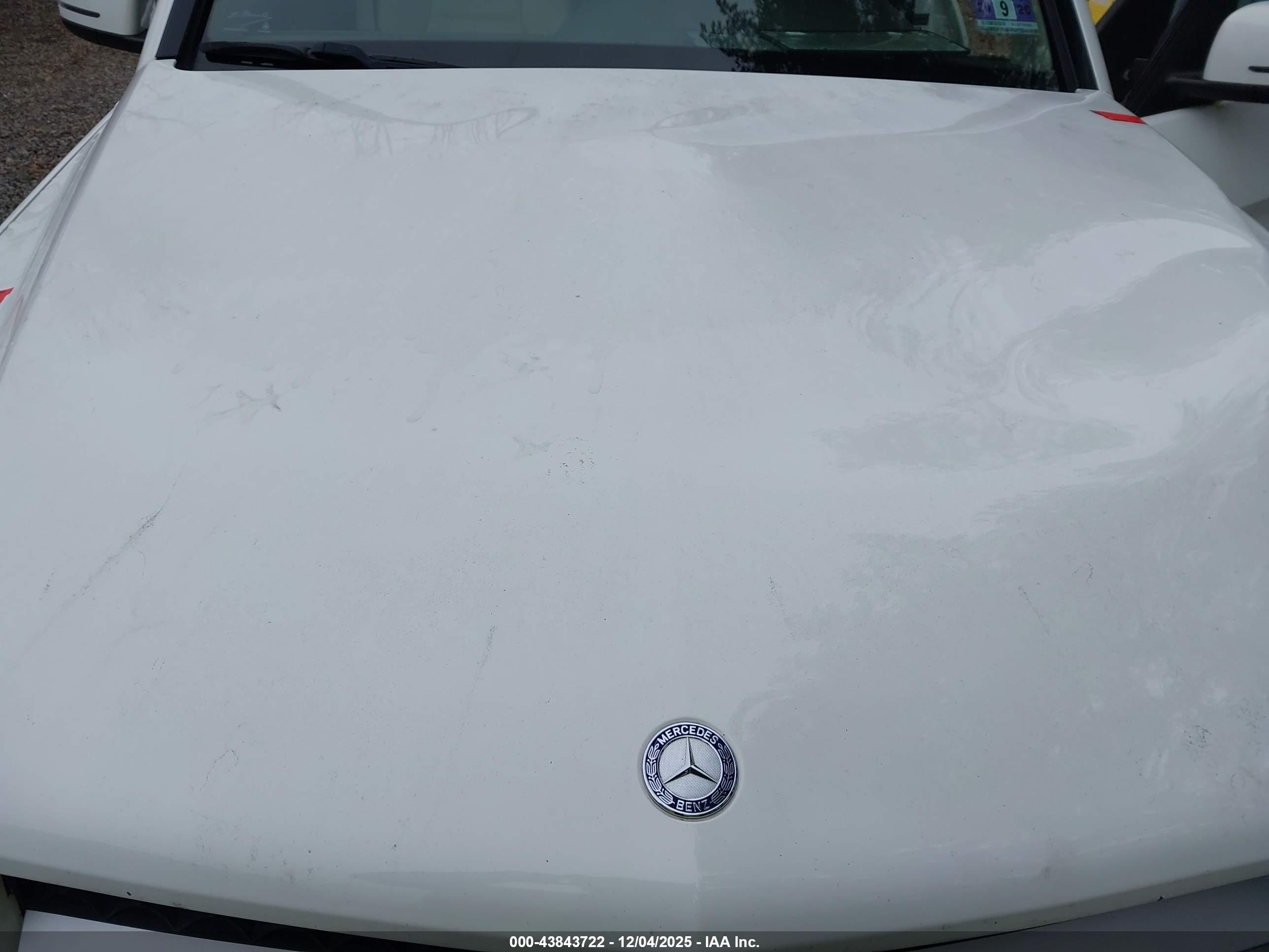 MERCEDES-BENZ GLK image 10