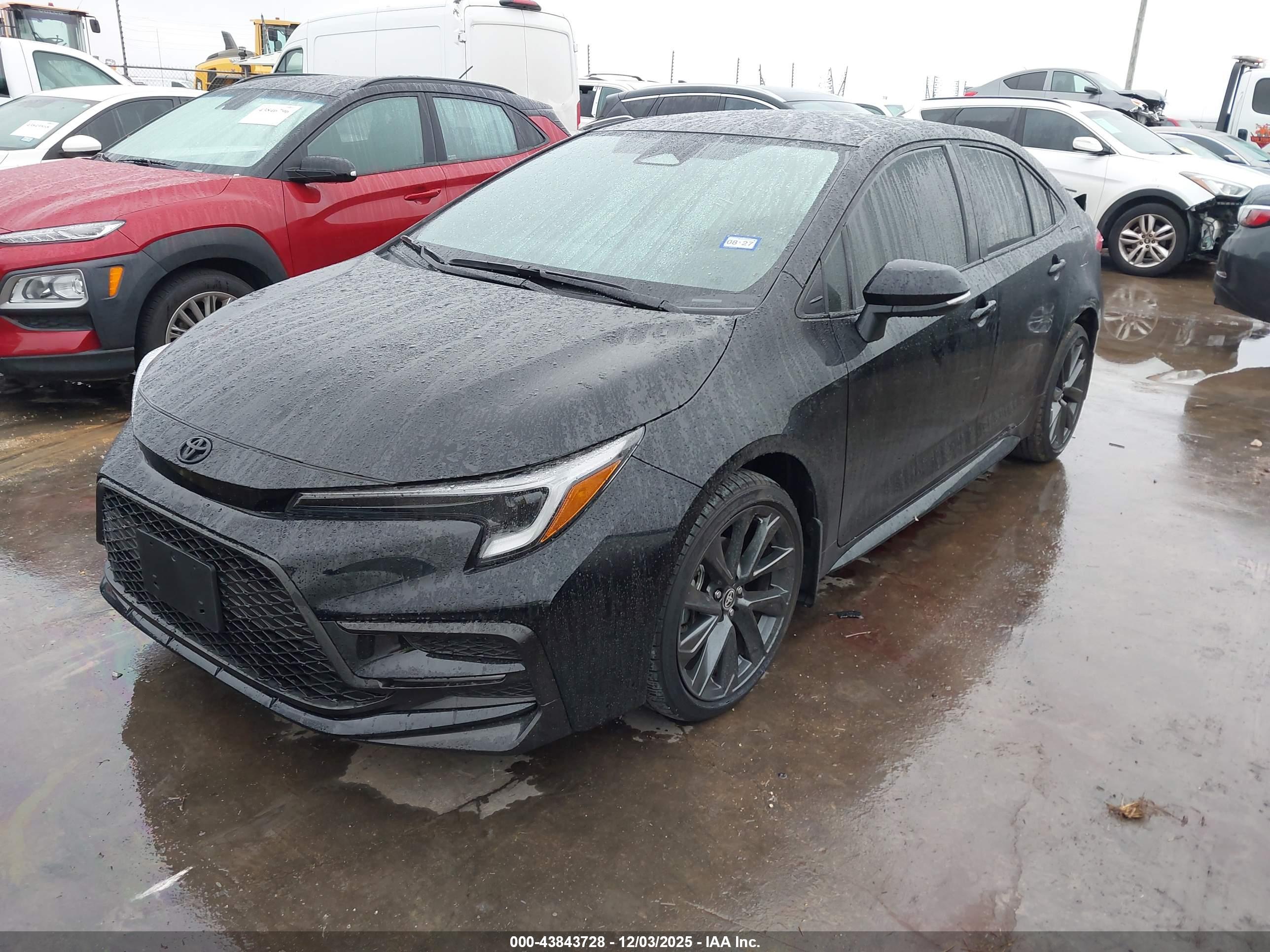 TOYOTA COROLLA image 2