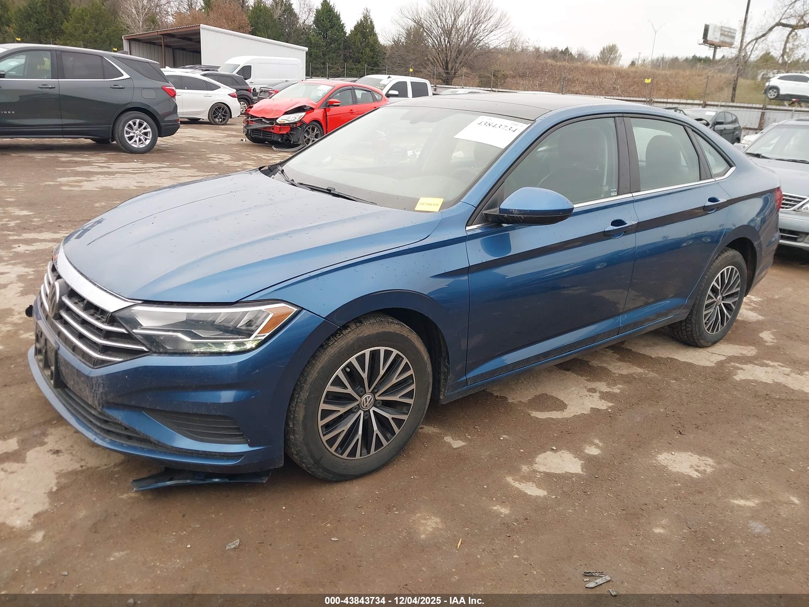 VOLKSWAGEN JETTA image 2
