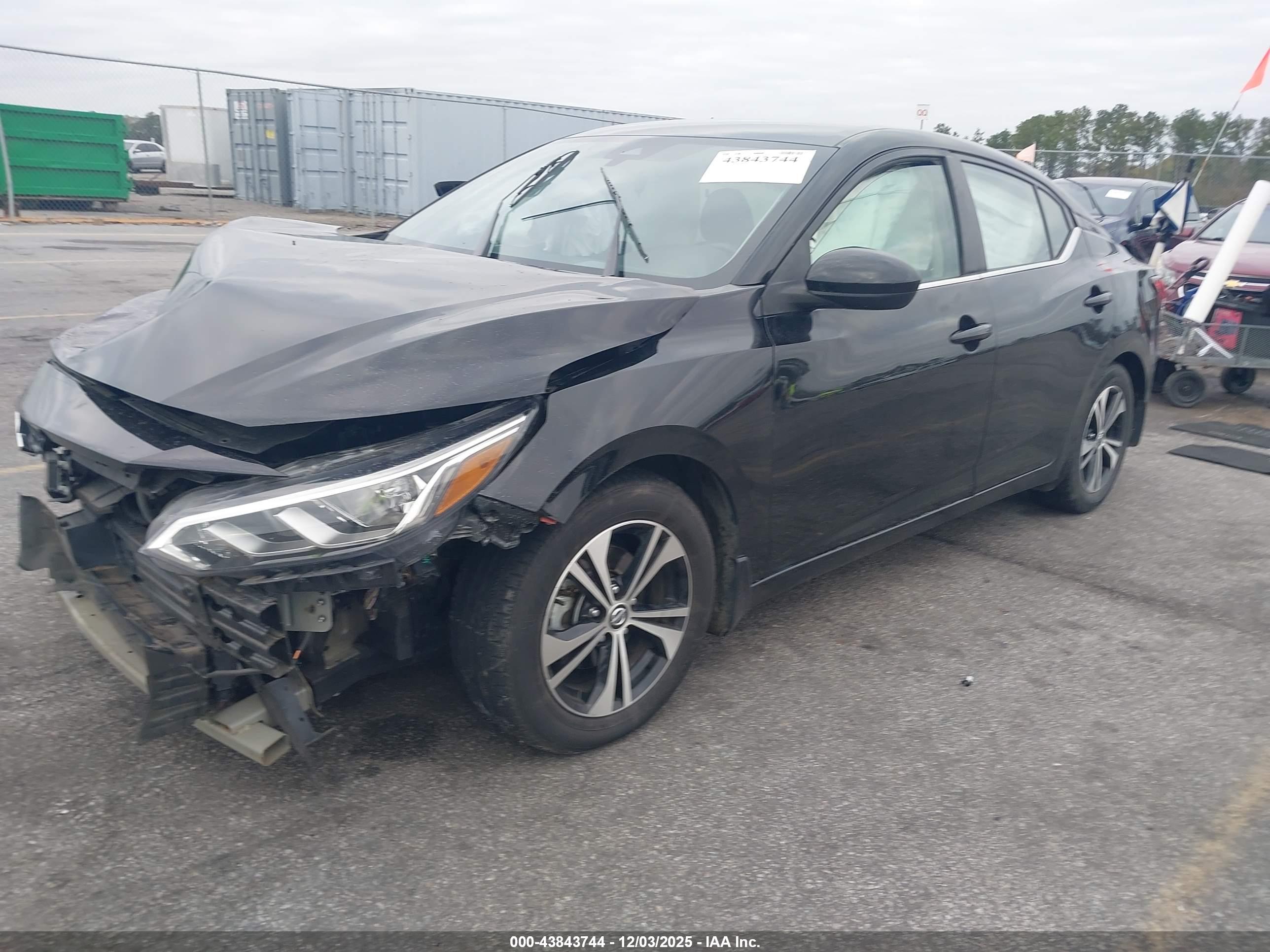 NISSAN SENTRA image 2