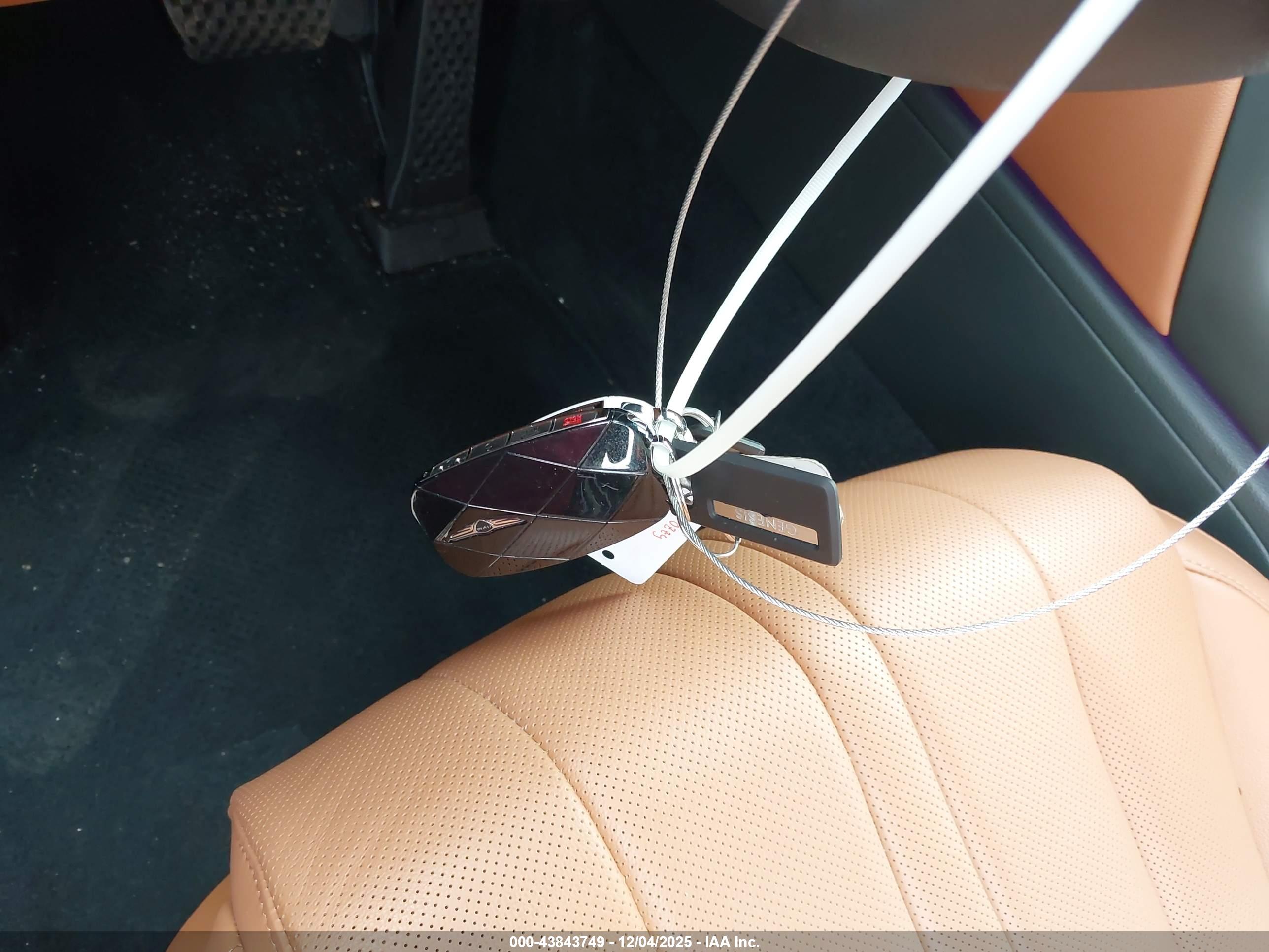 GENESIS GV80 image 11