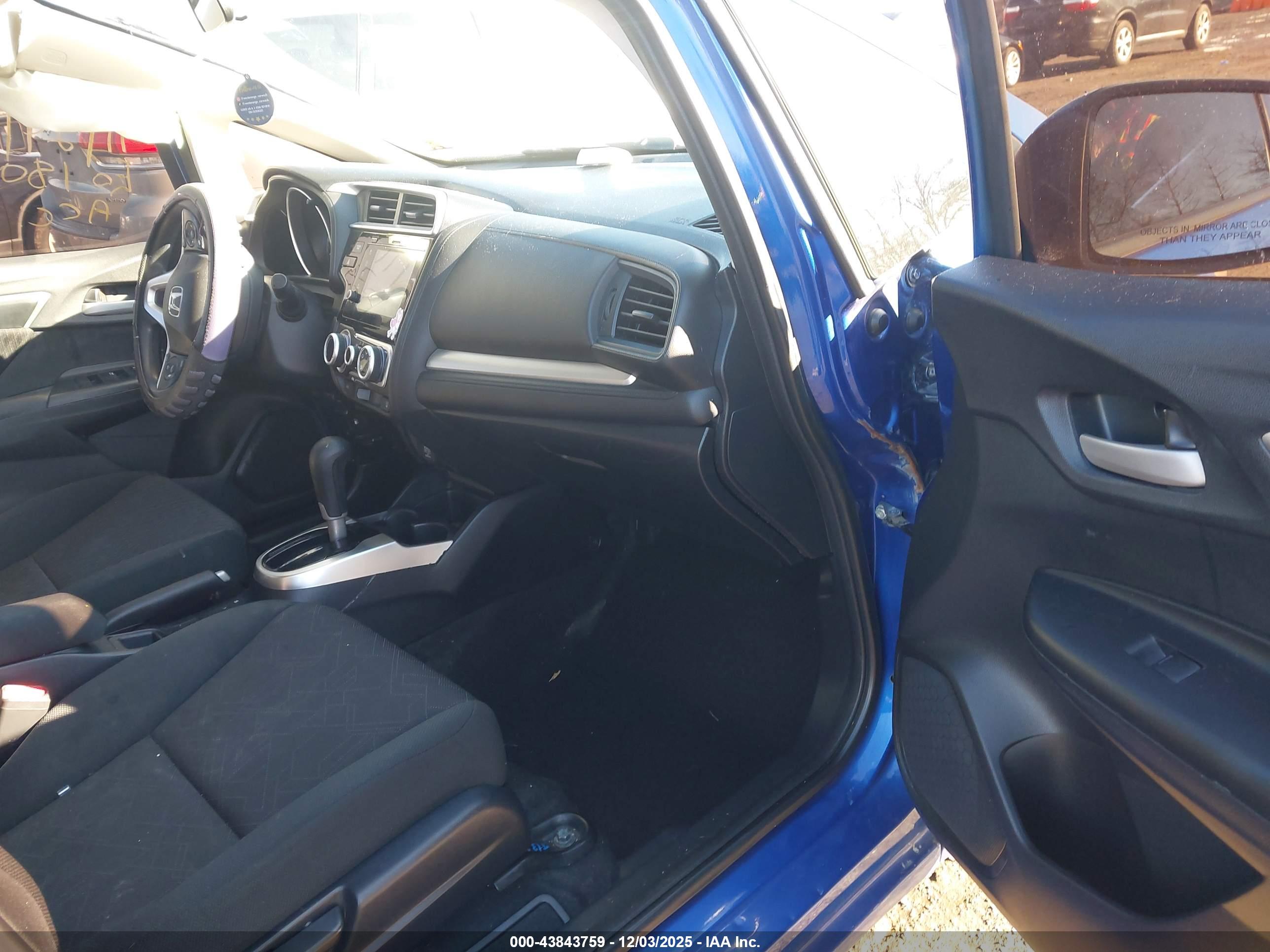 HONDA FIT image 5