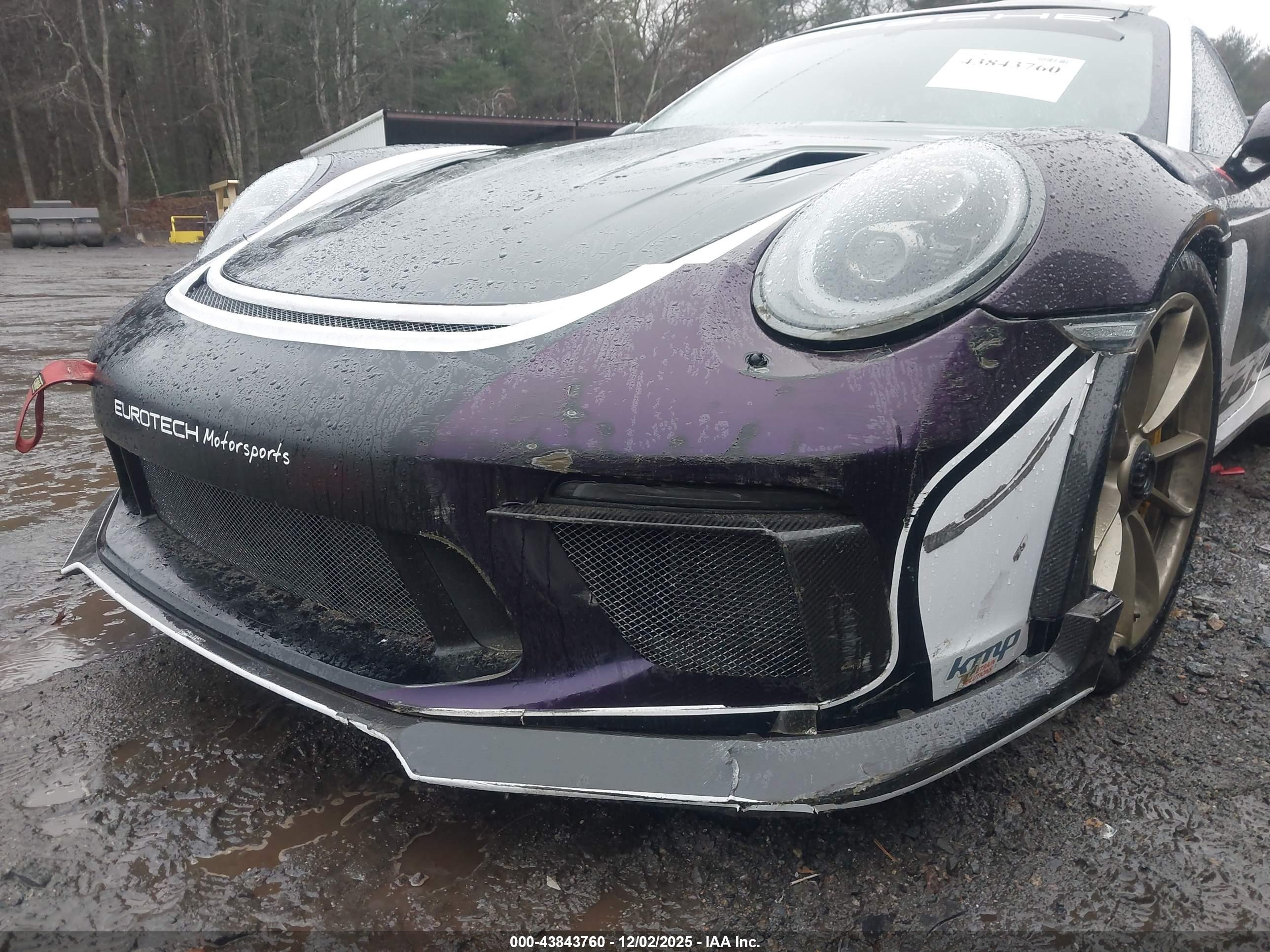 PORSCHE 911 image 6