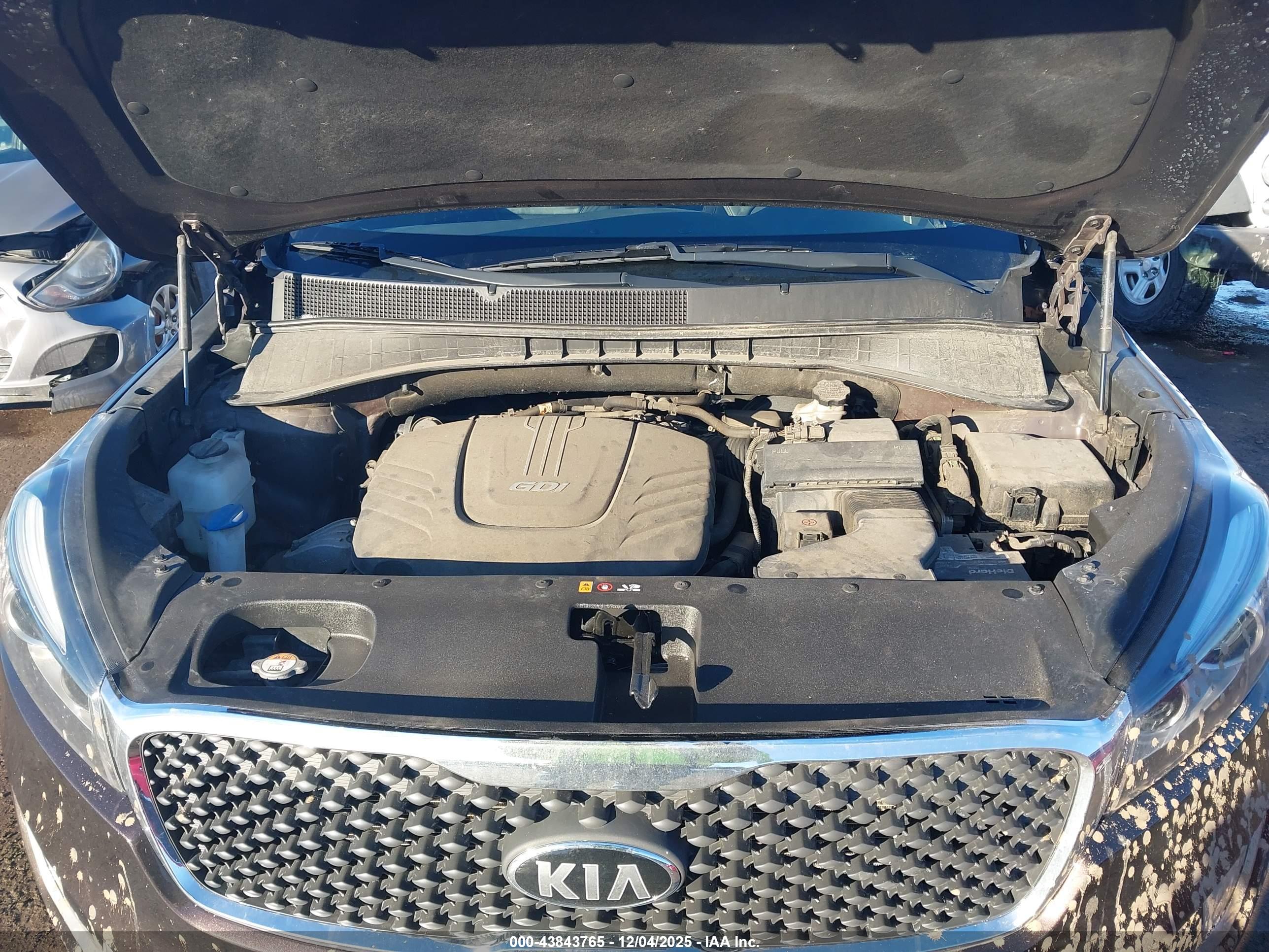 KIA SORENTO image 10